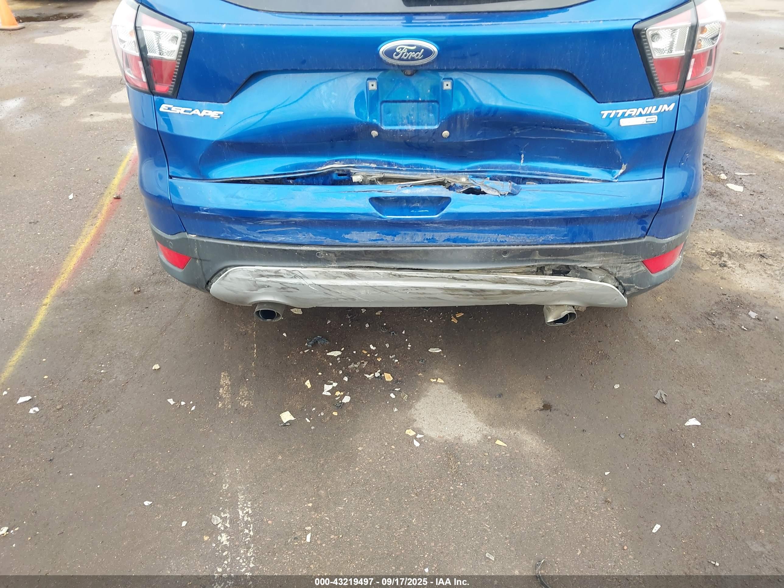 FORD ESCAPE image 6