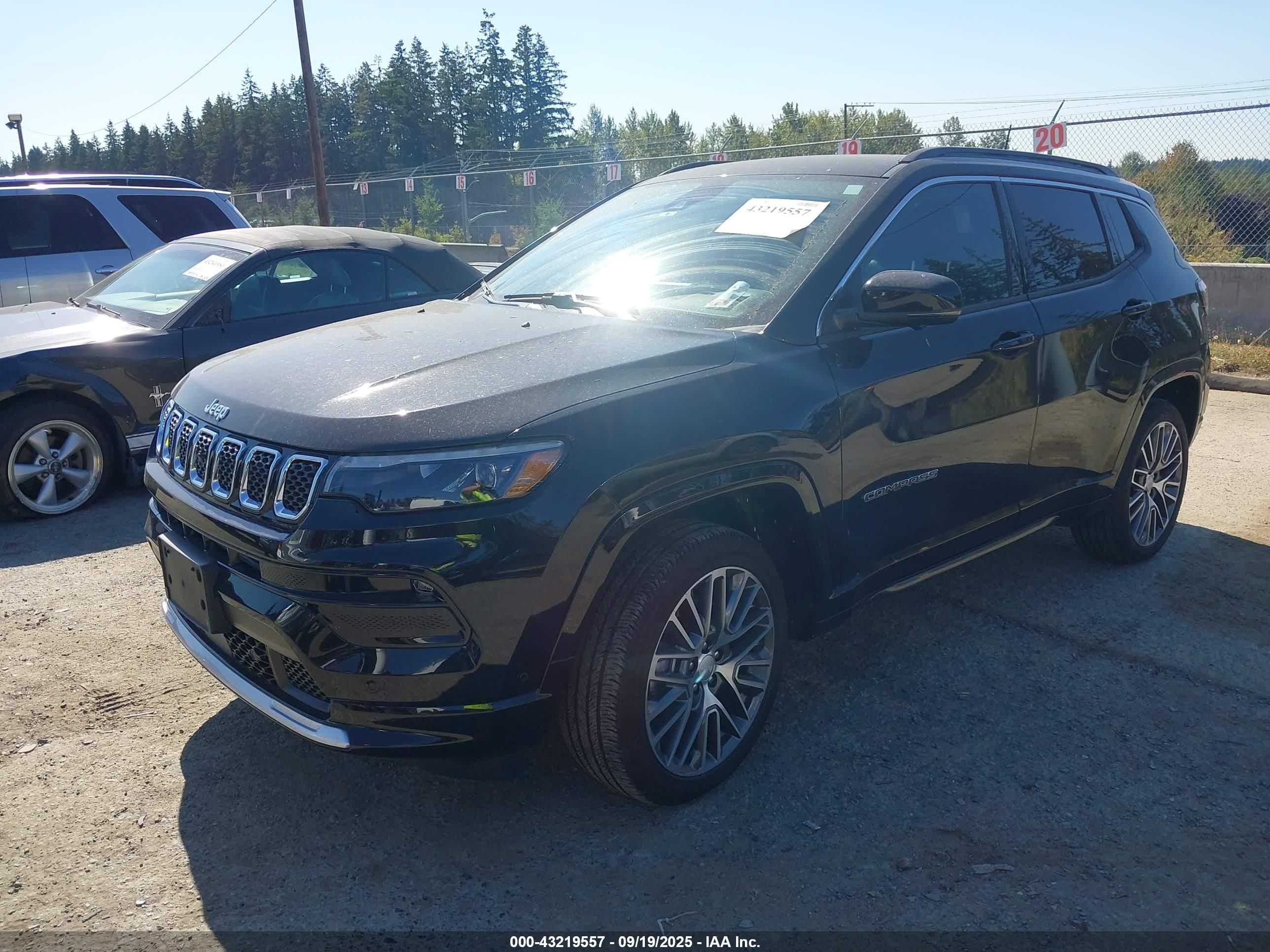 JEEP COMPASS image 2