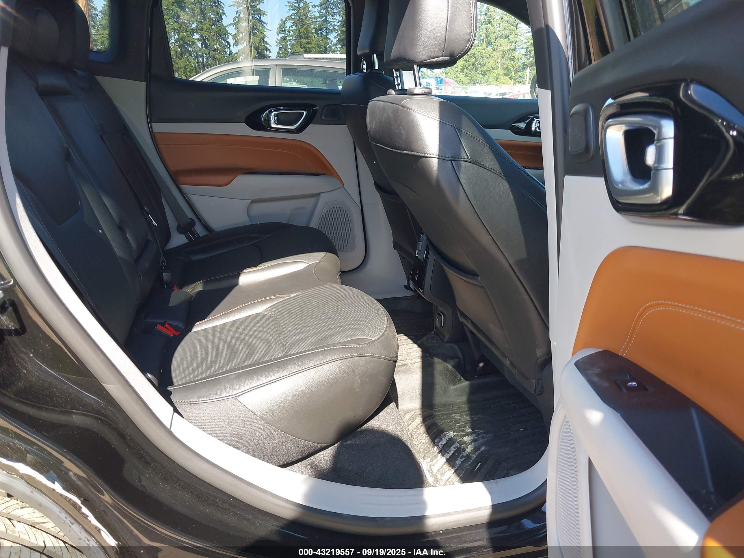 JEEP COMPASS image 8