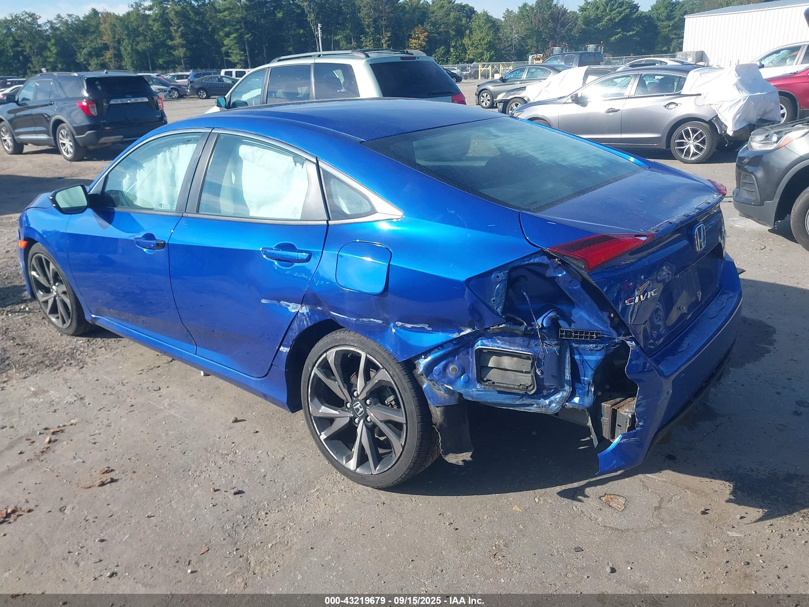 HONDA CIVIC image 3