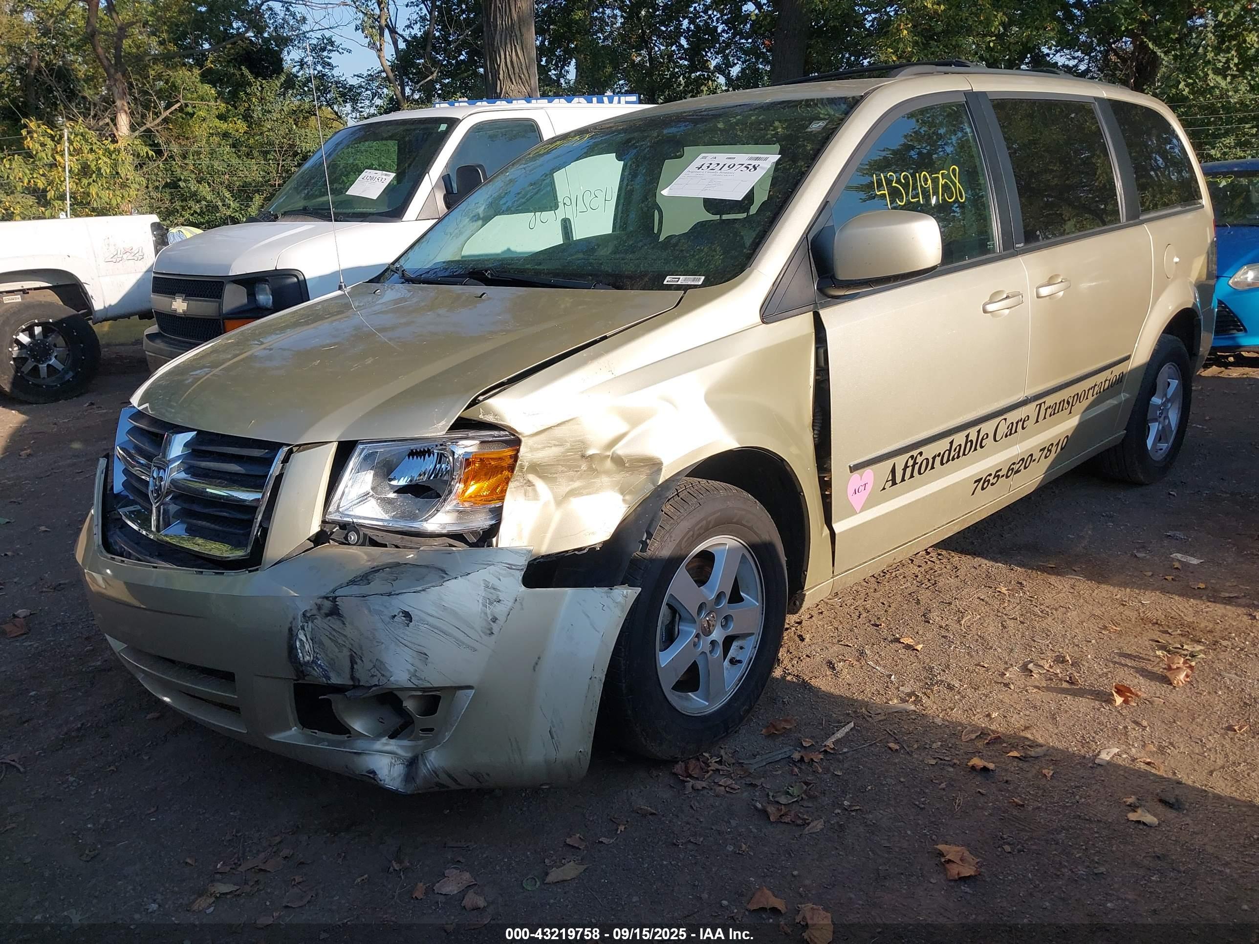 DODGE GRAND image 6