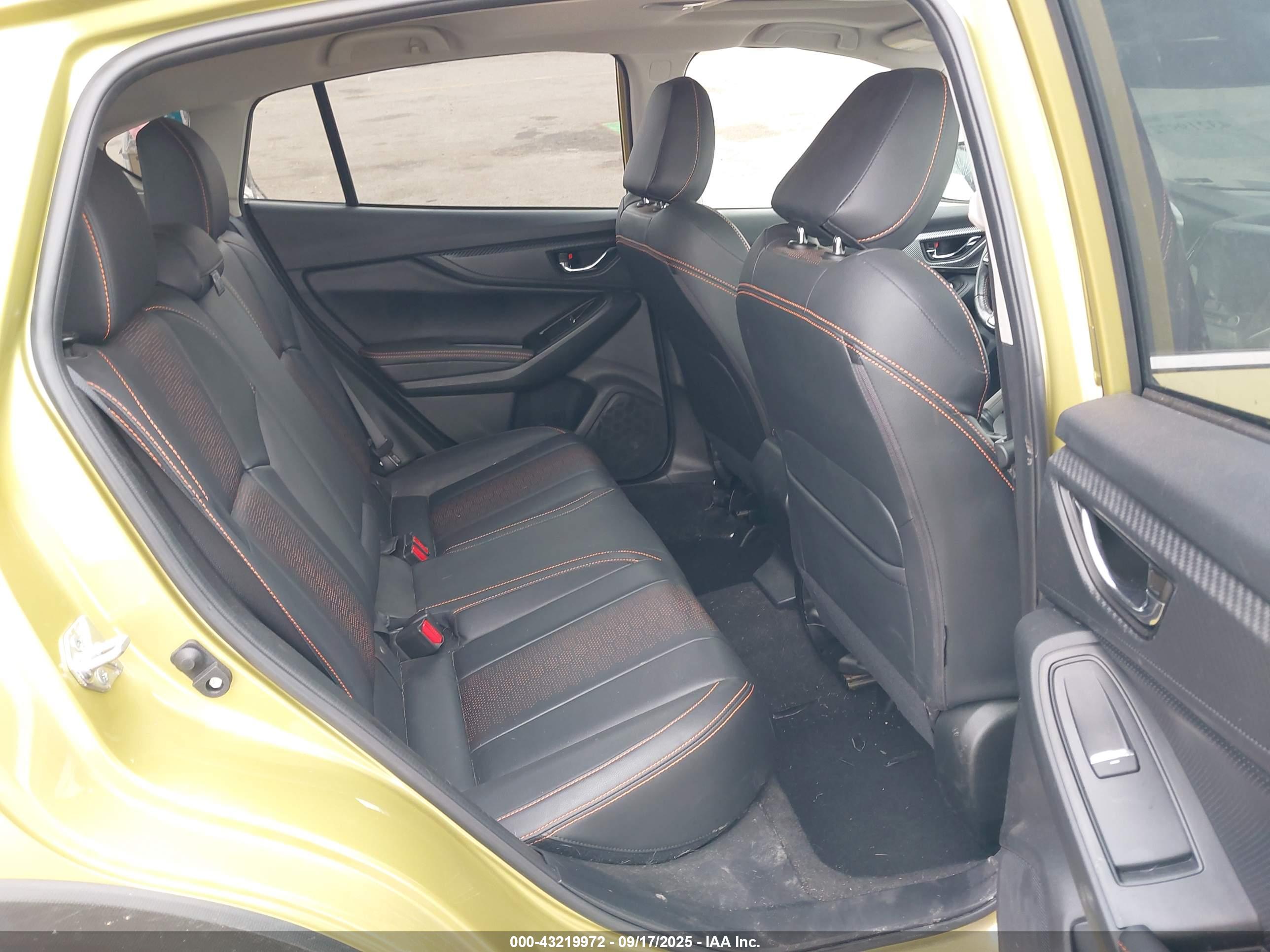 SUBARU CROSSTREK image 8