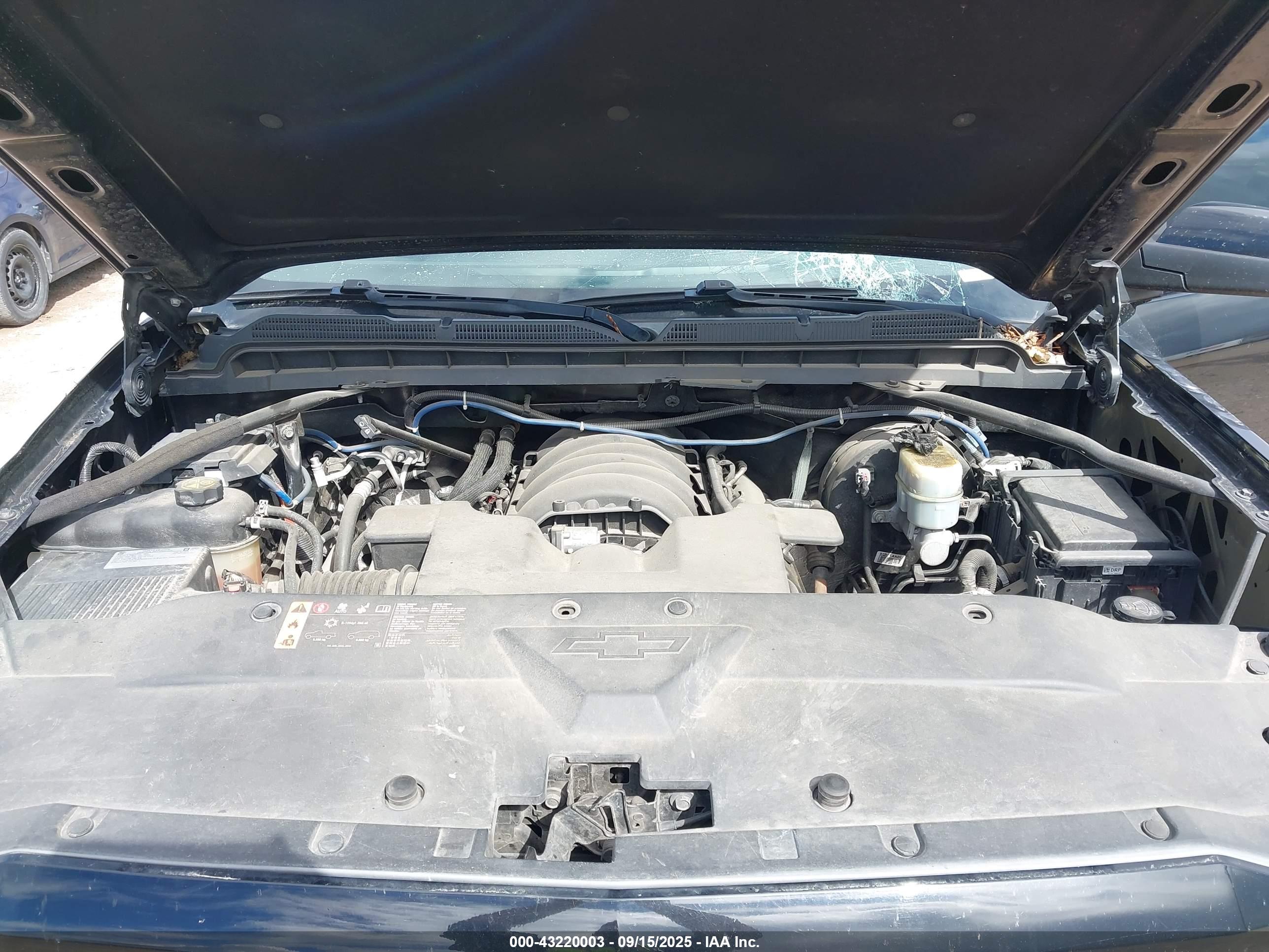 CHEVROLET SILVERADO image 10