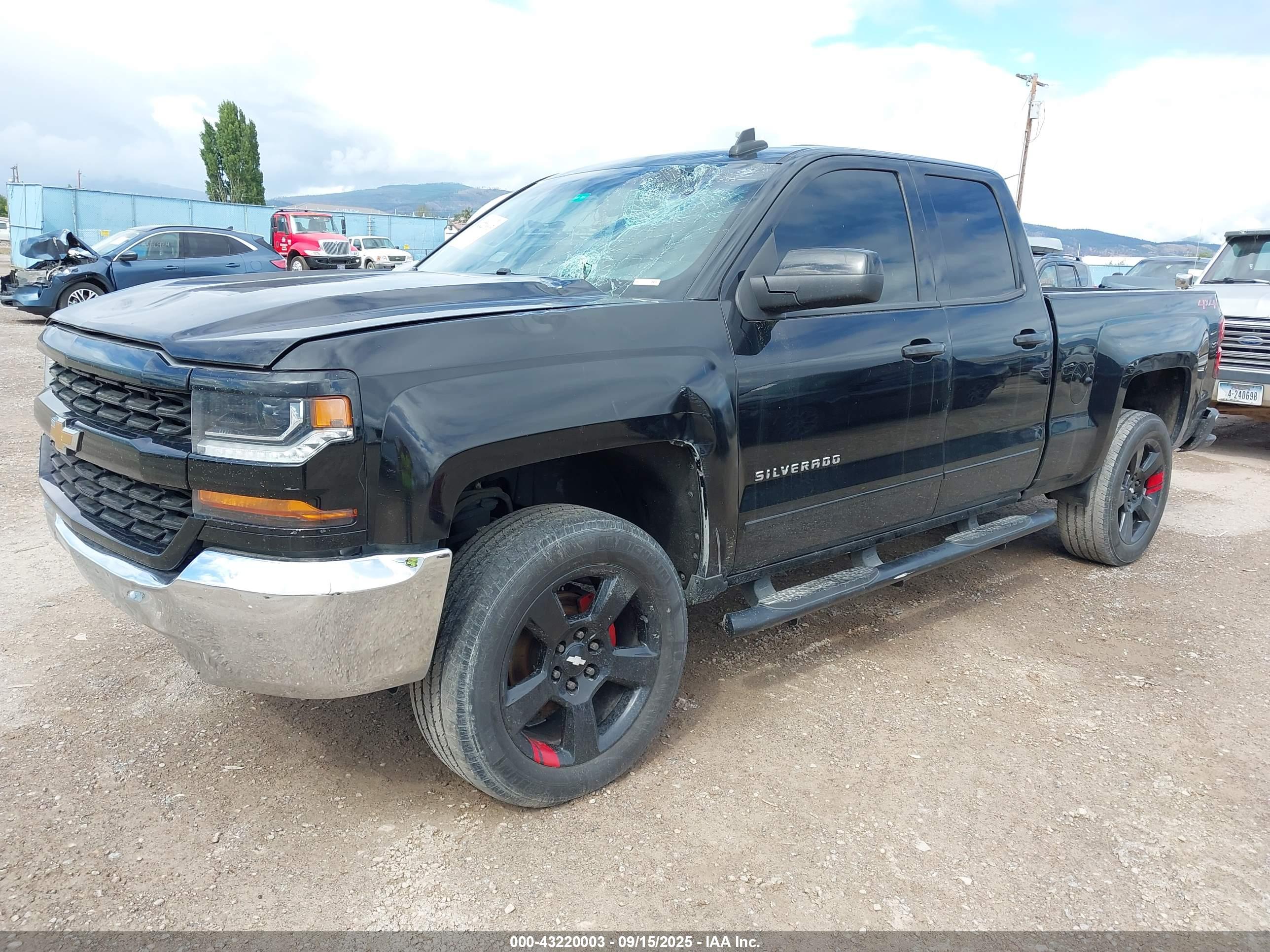 CHEVROLET SILVERADO image 2
