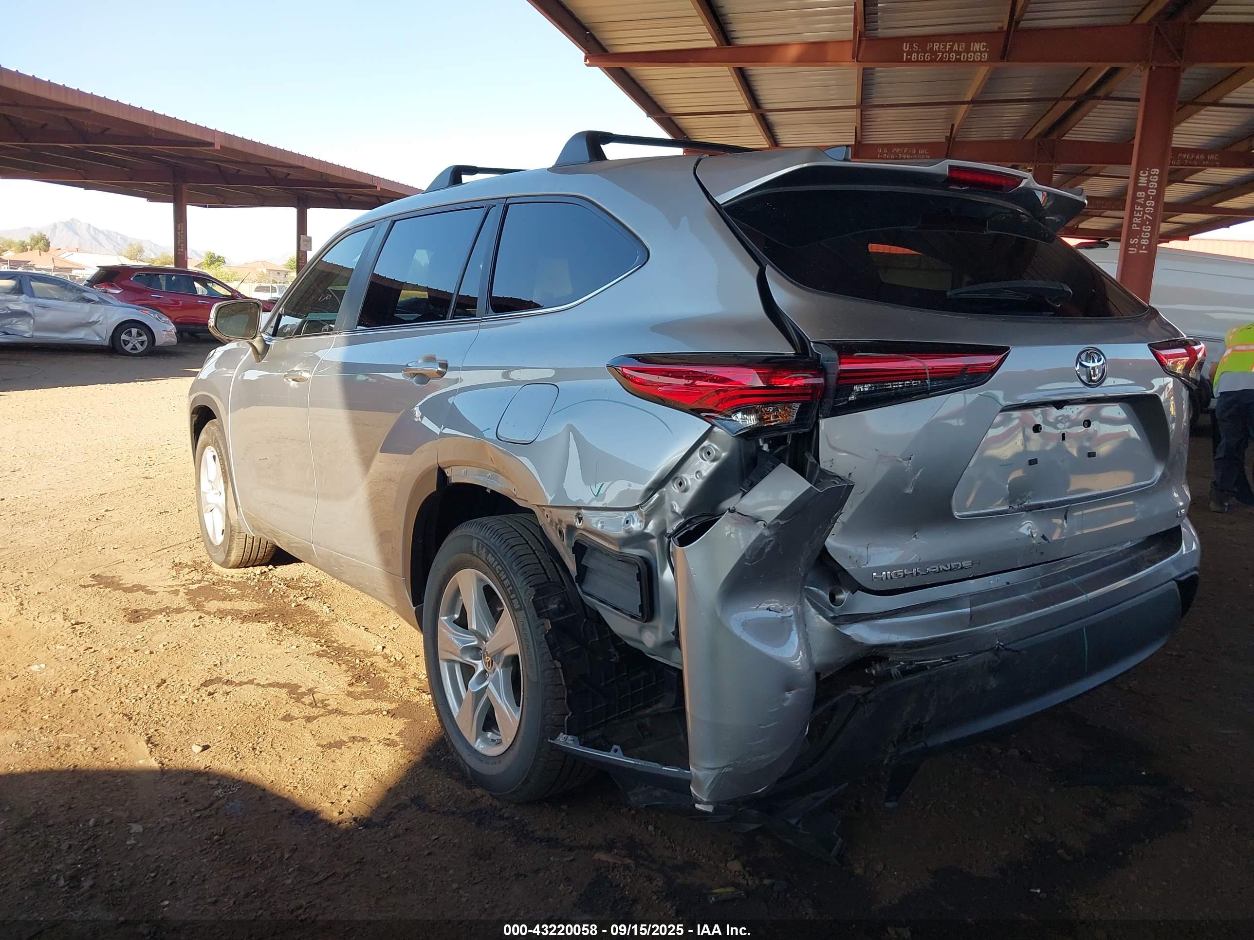 TOYOTA HIGHLANDER image 3