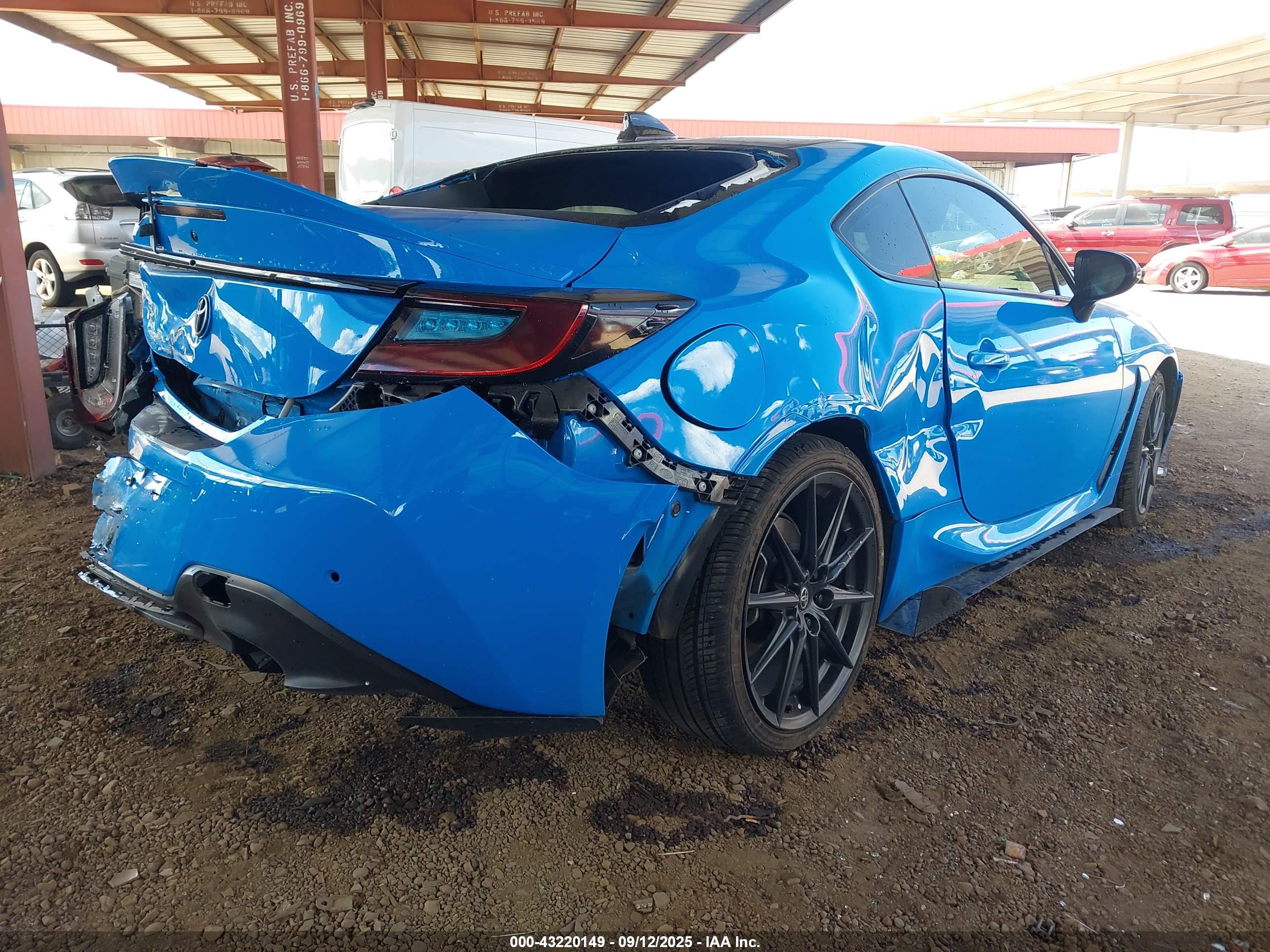 TOYOTA GR86 image 4
