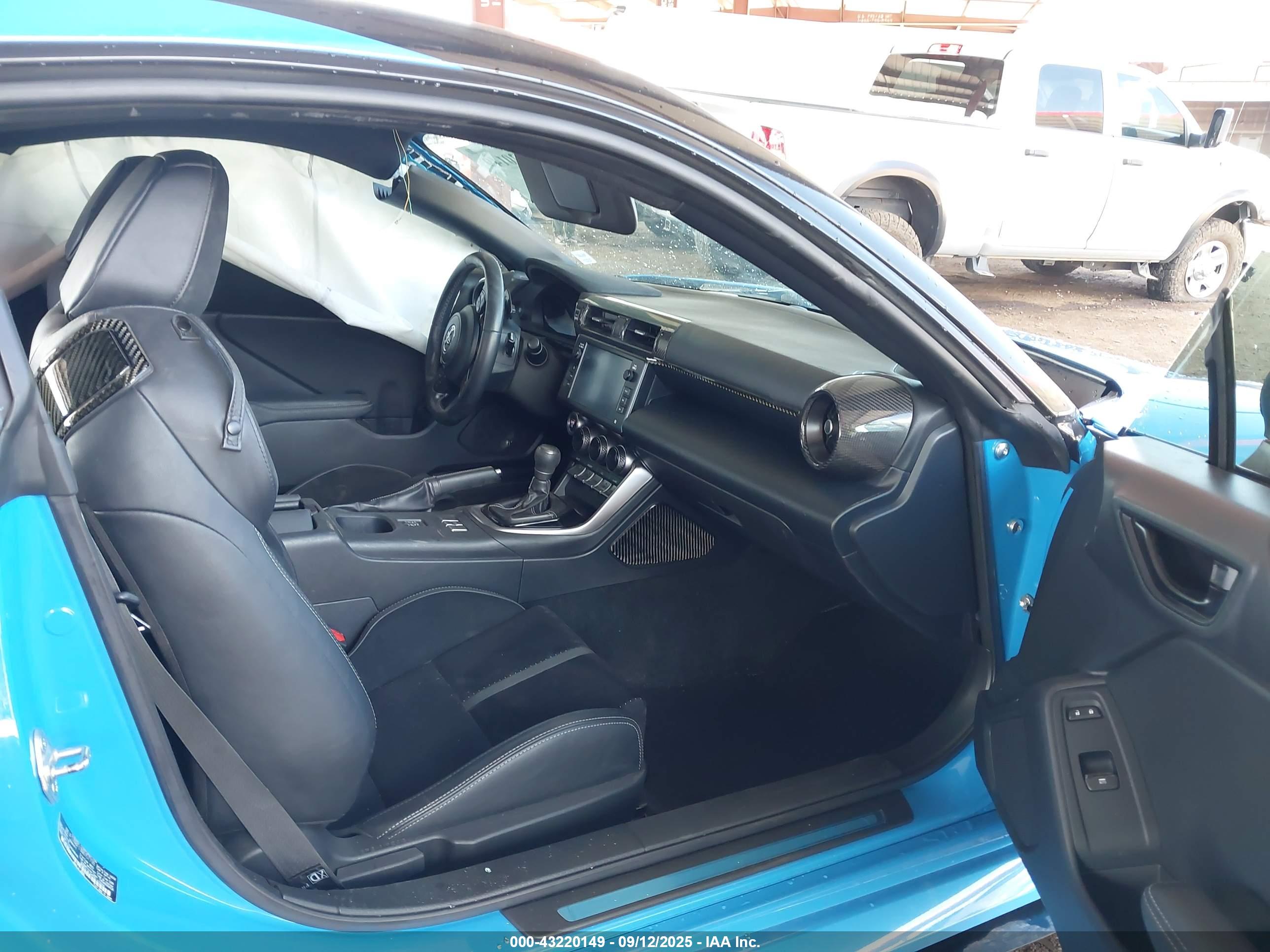 TOYOTA GR86 image 5