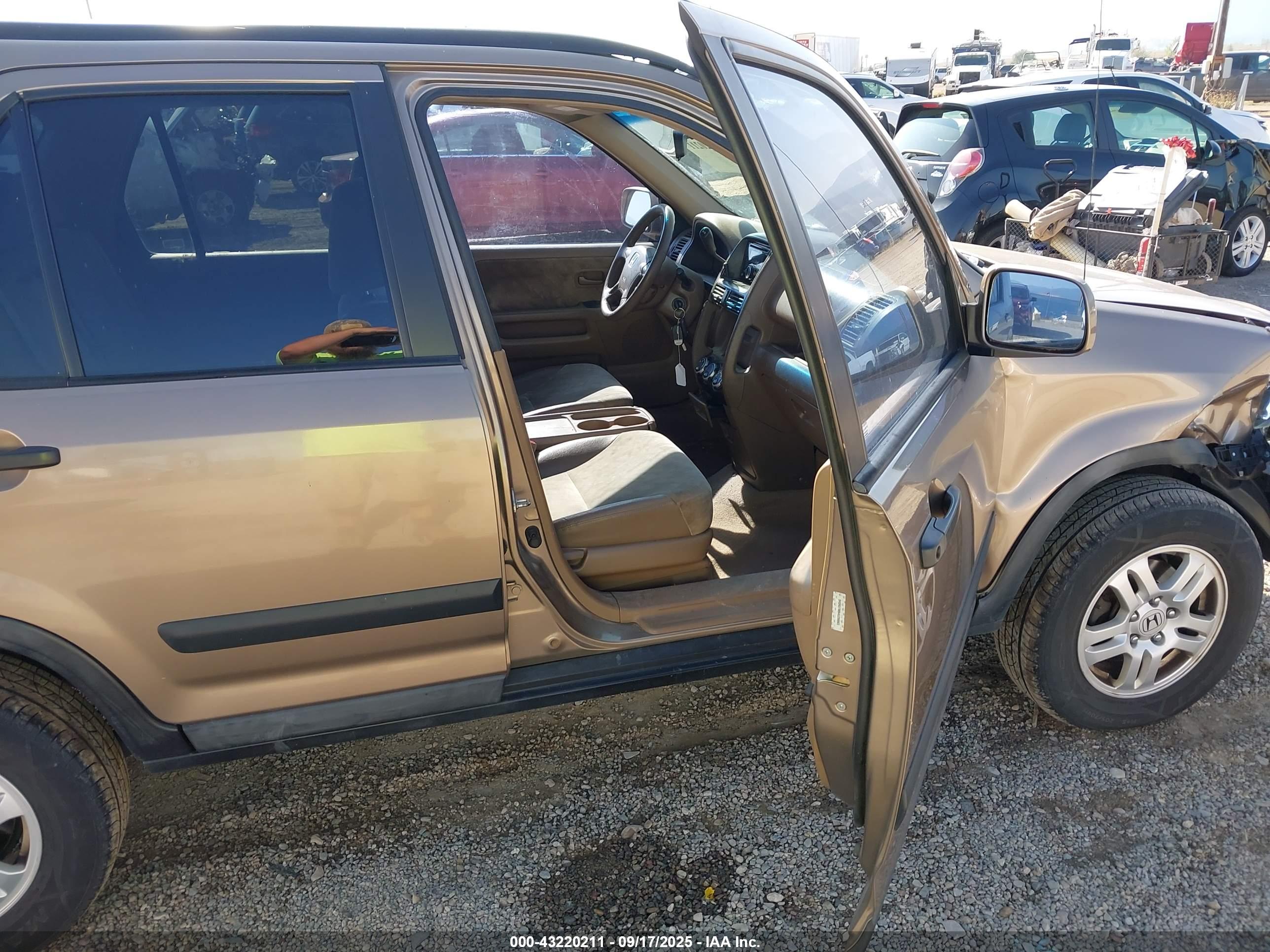 HONDA CR-V image 5