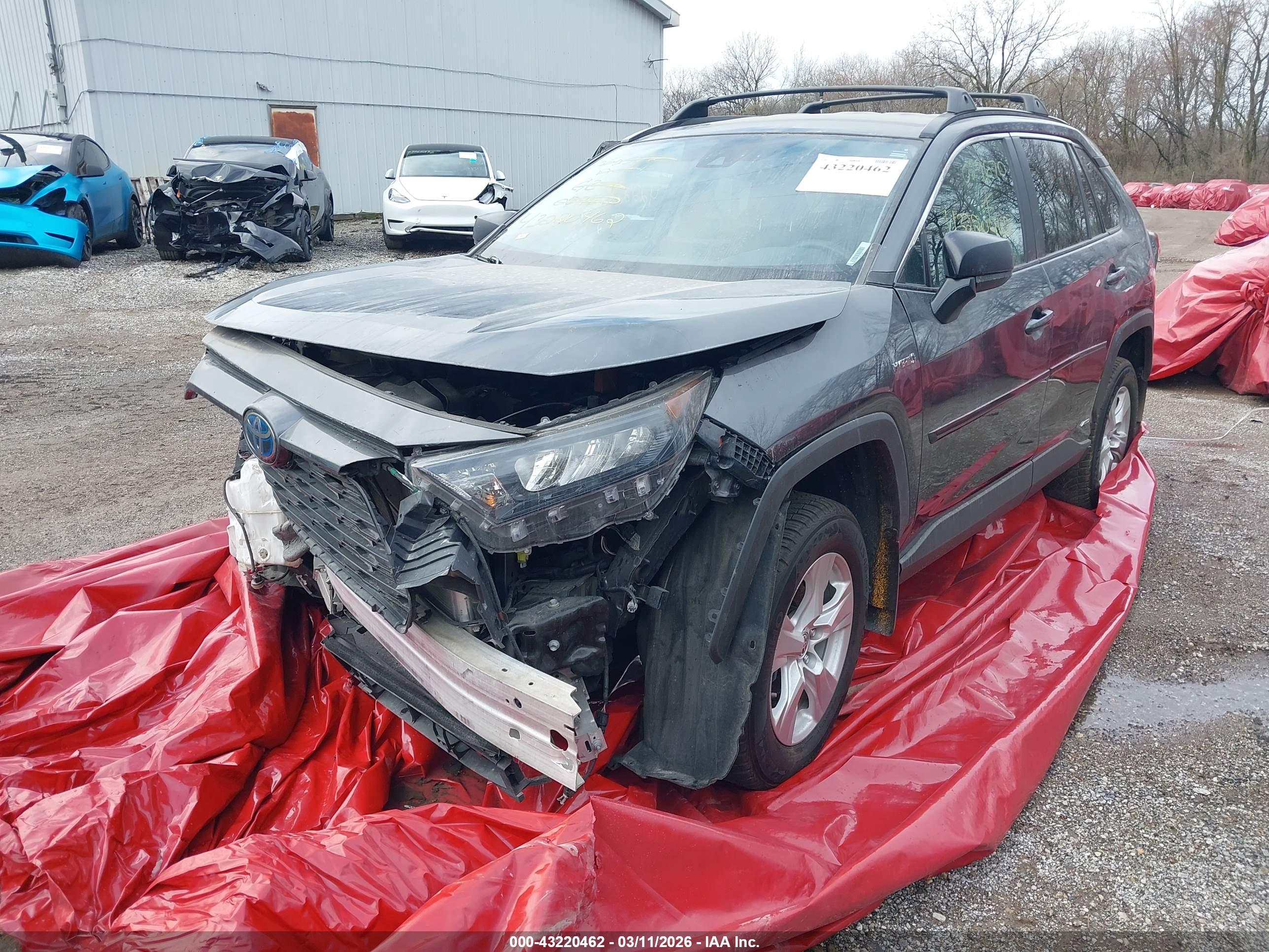 TOYOTA RAV4 image 2
