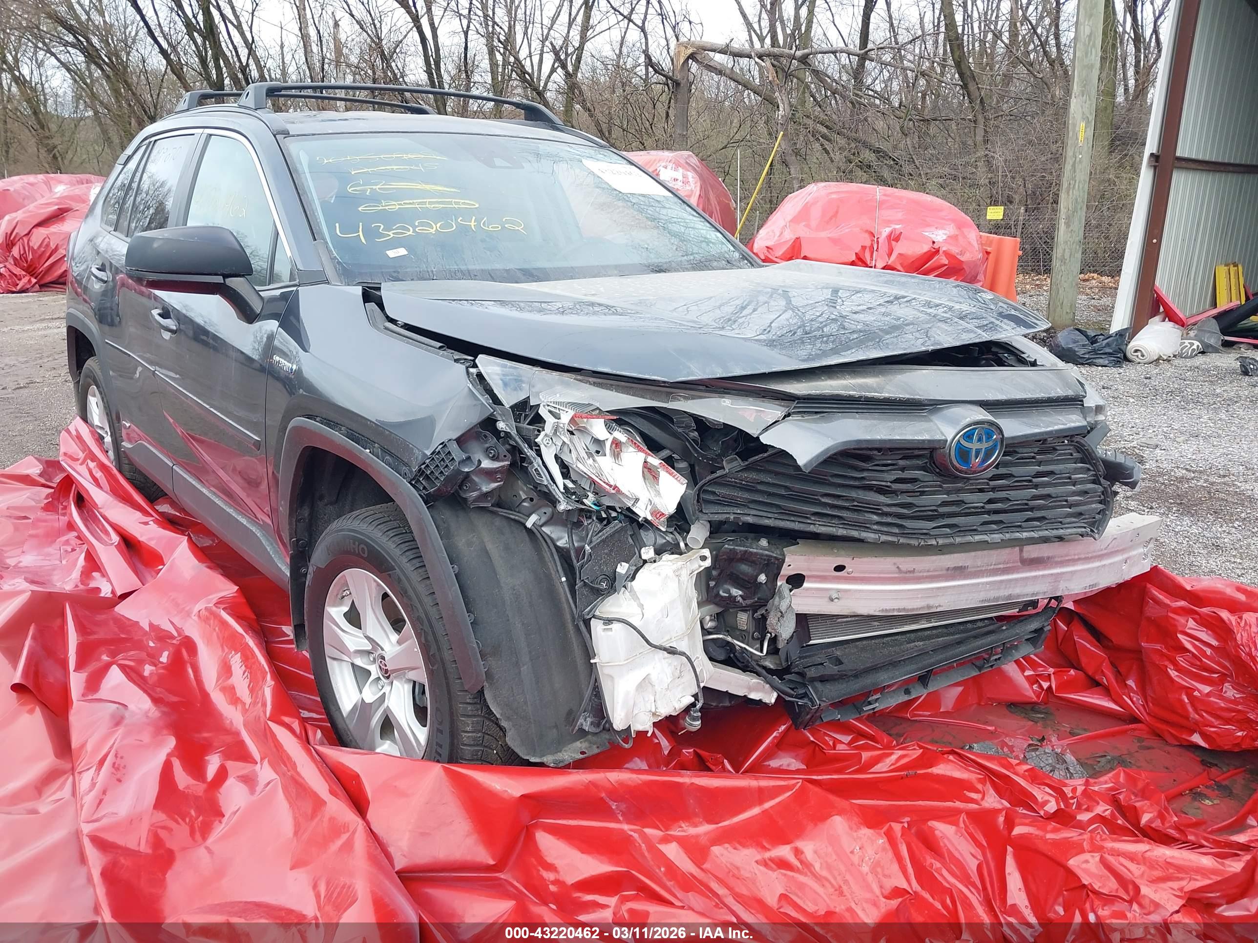 TOYOTA RAV4 image 6