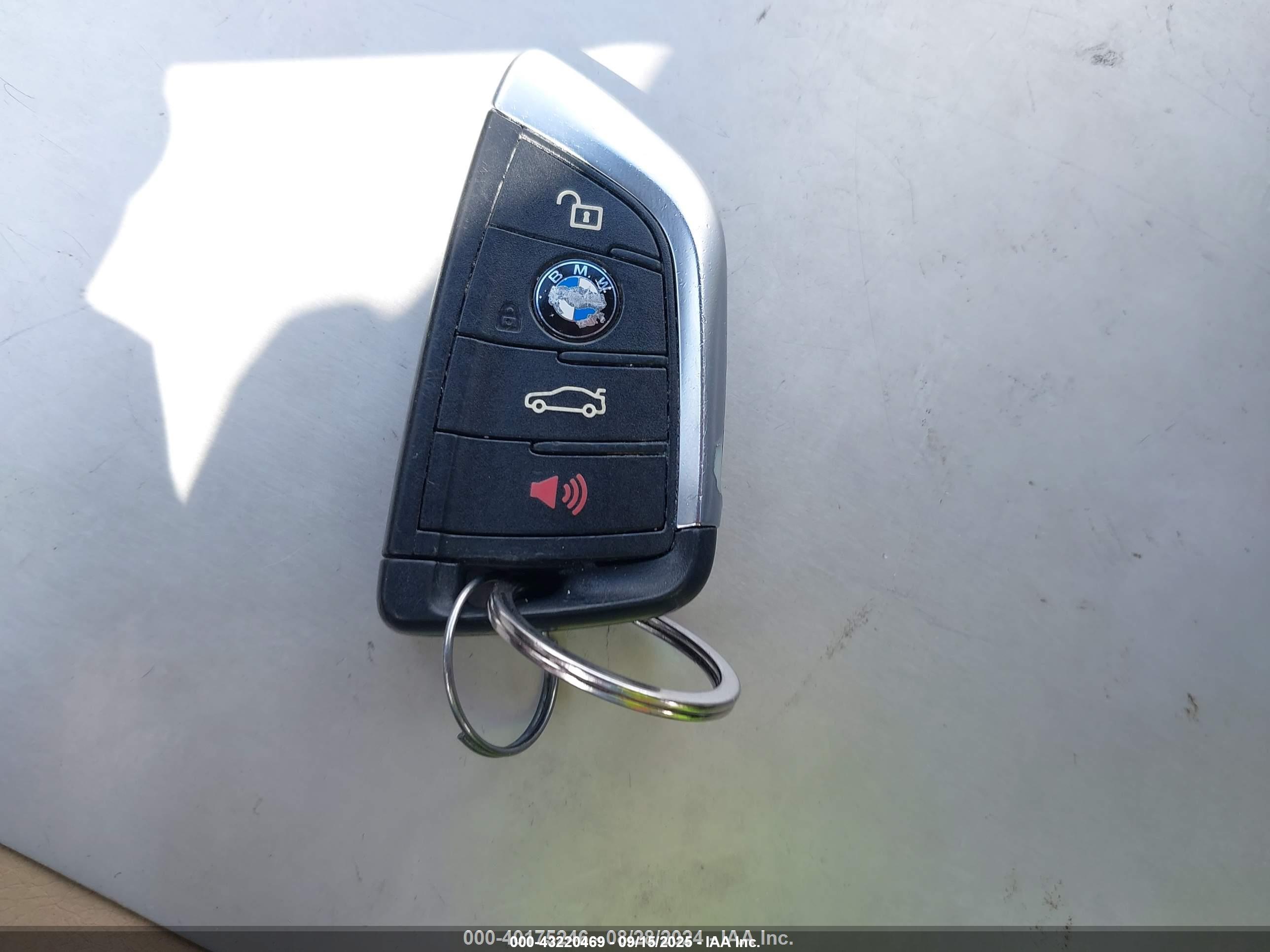 BMW X1 image 11