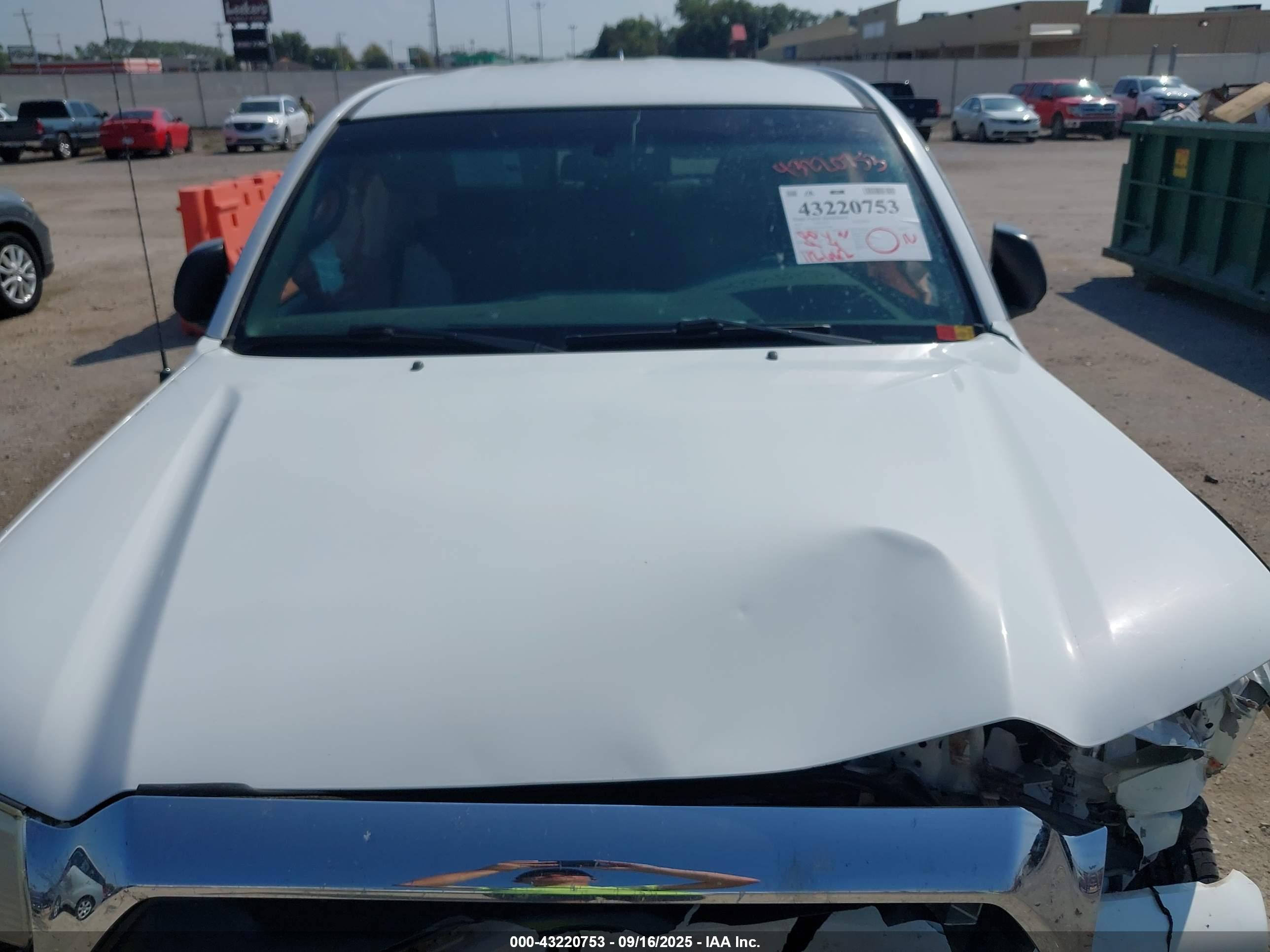 TOYOTA TACOMA image 10