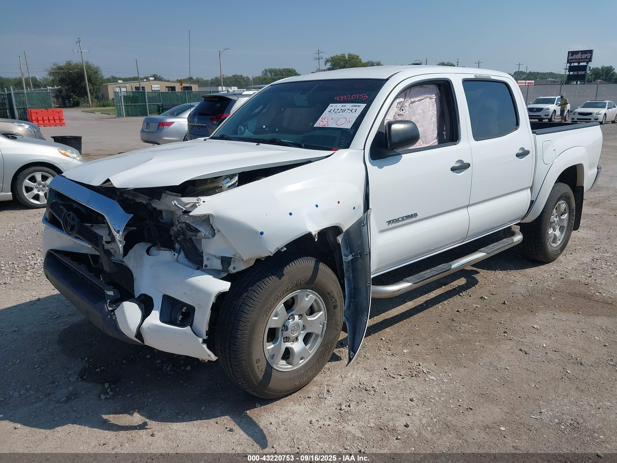 TOYOTA TACOMA image 2