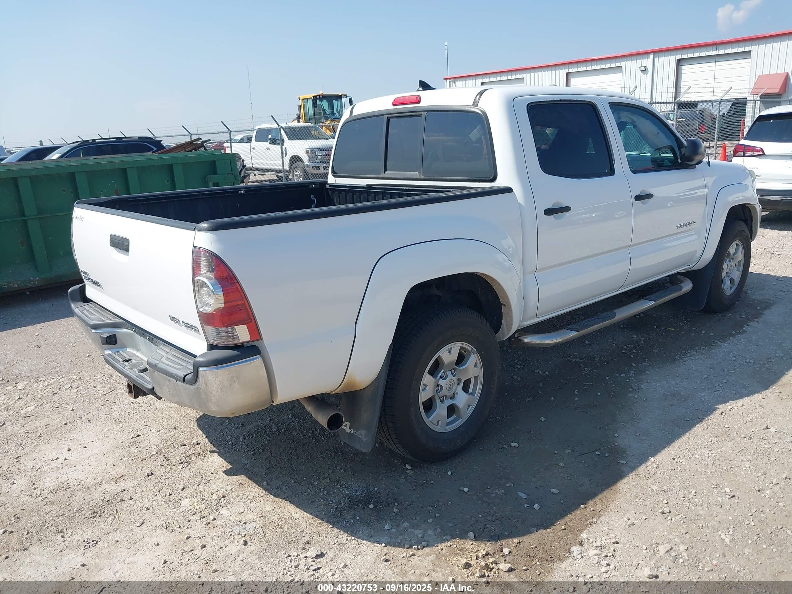 TOYOTA TACOMA image 4