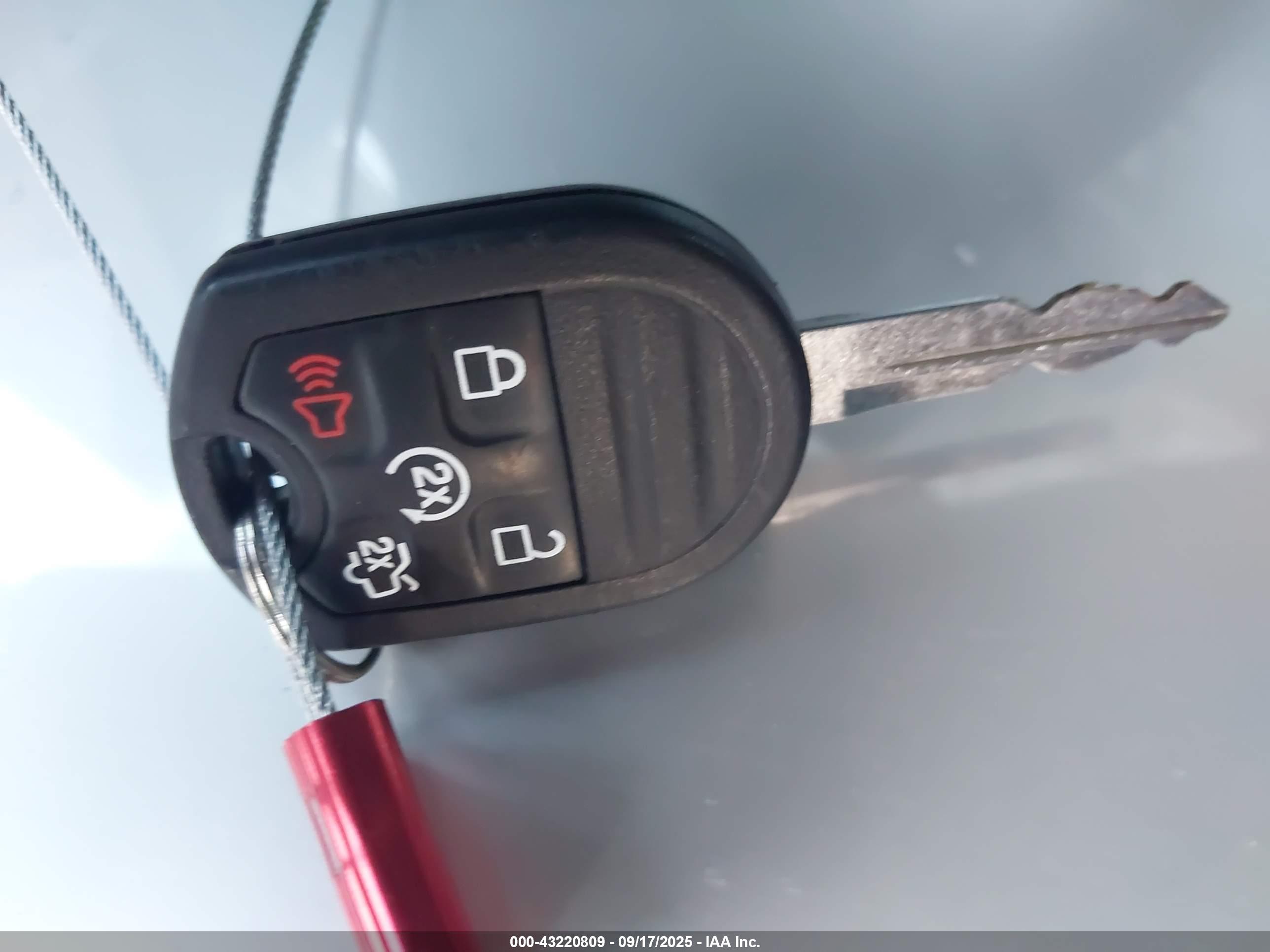FORD FLEX image 11