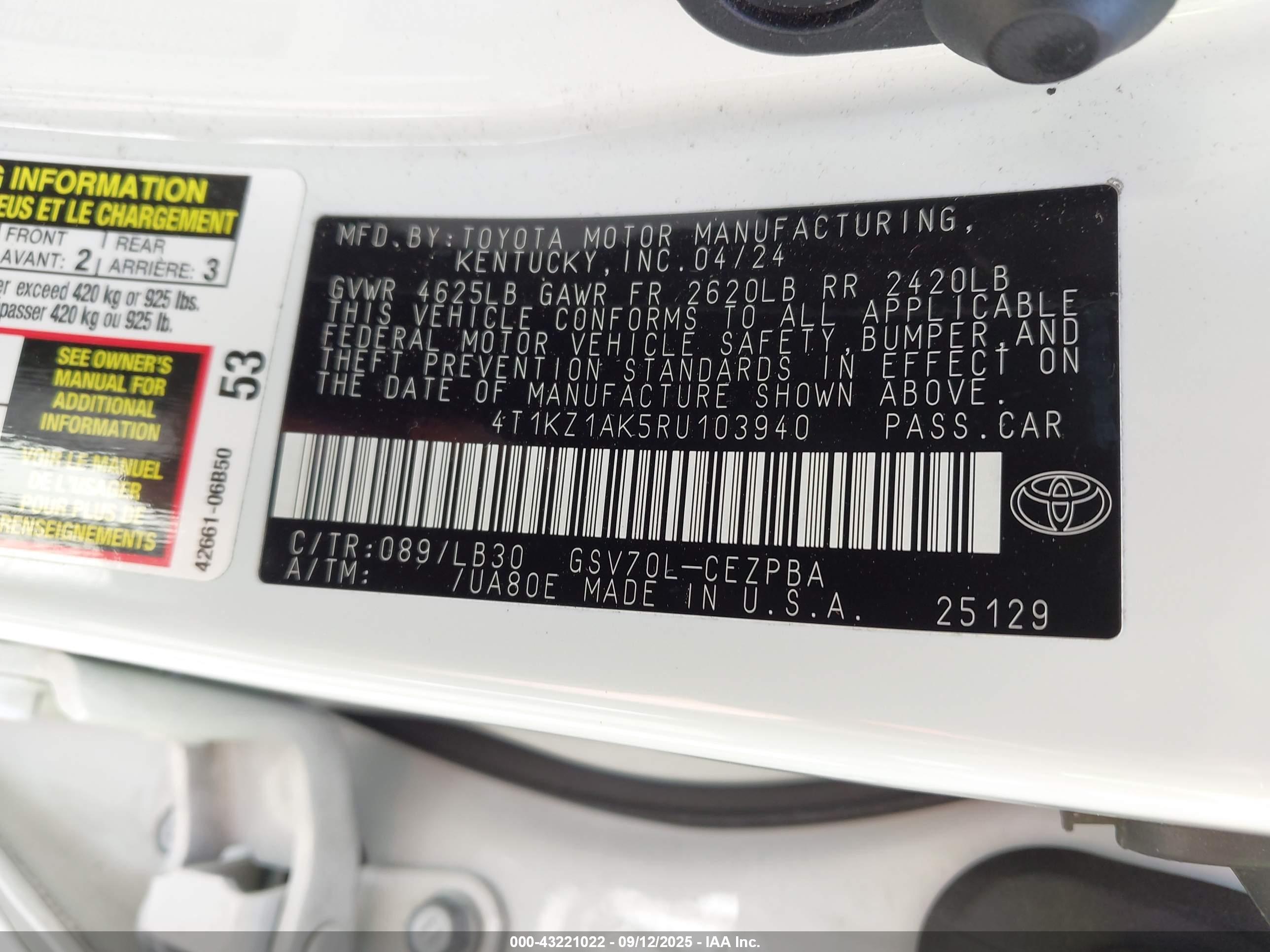 TOYOTA CAMRY image 9