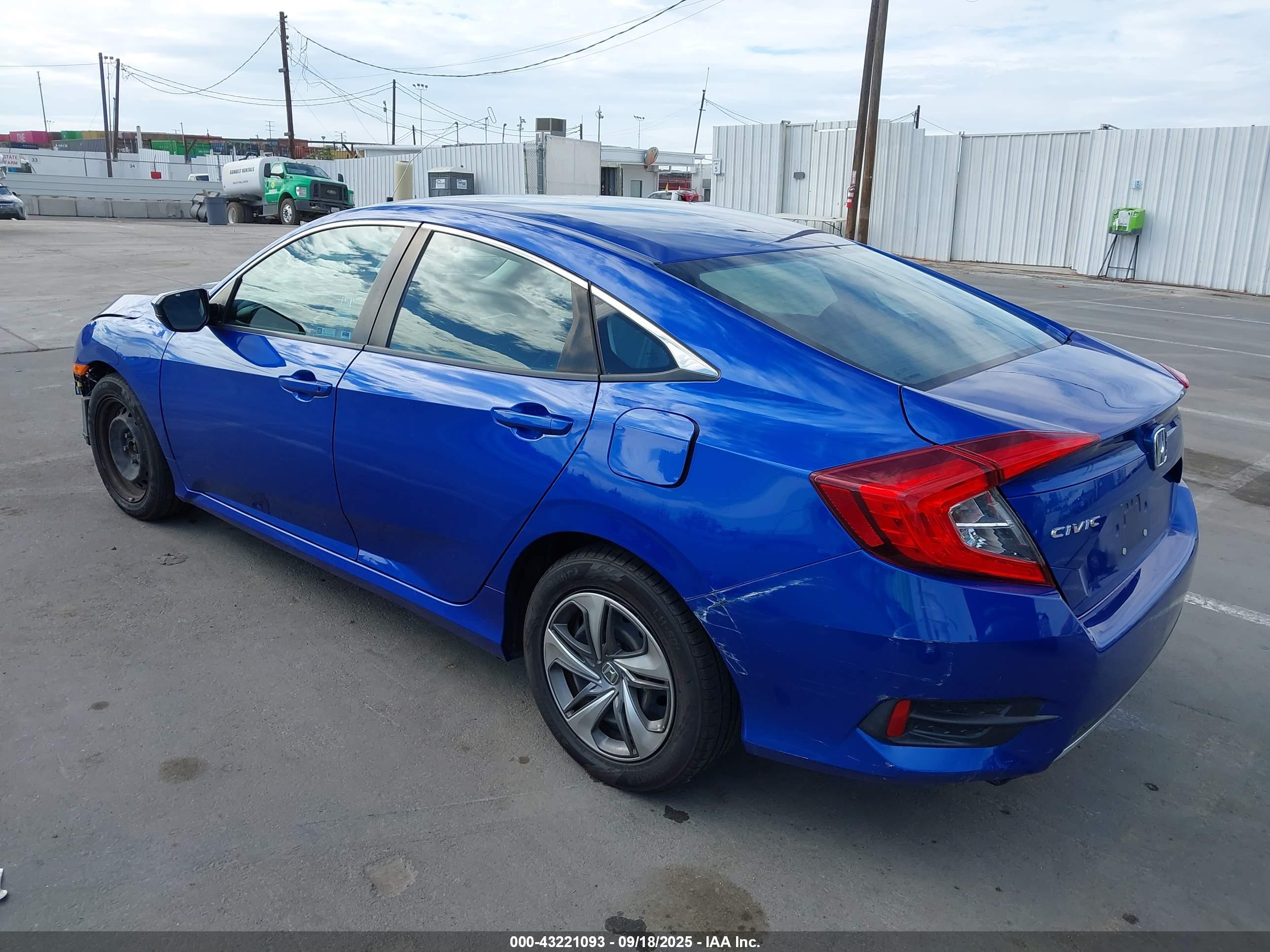 HONDA CIVIC image 3