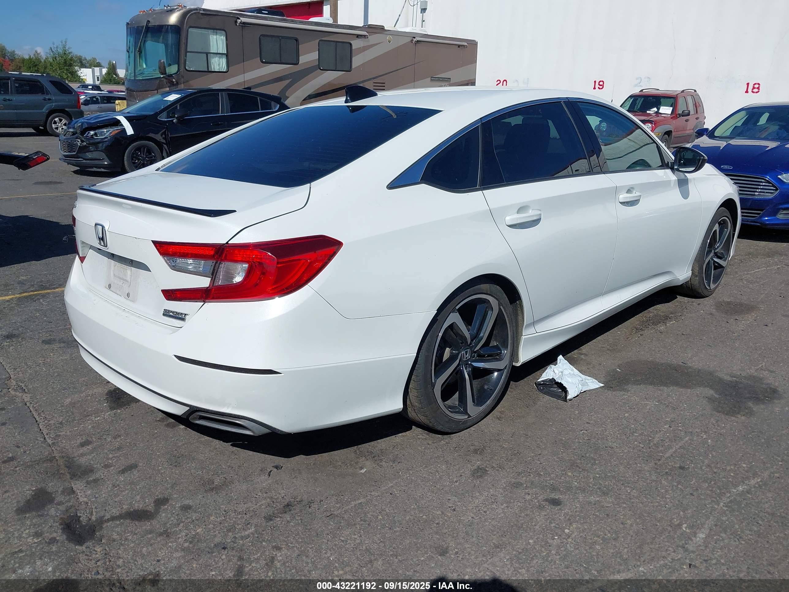 HONDA ACCORD image 4