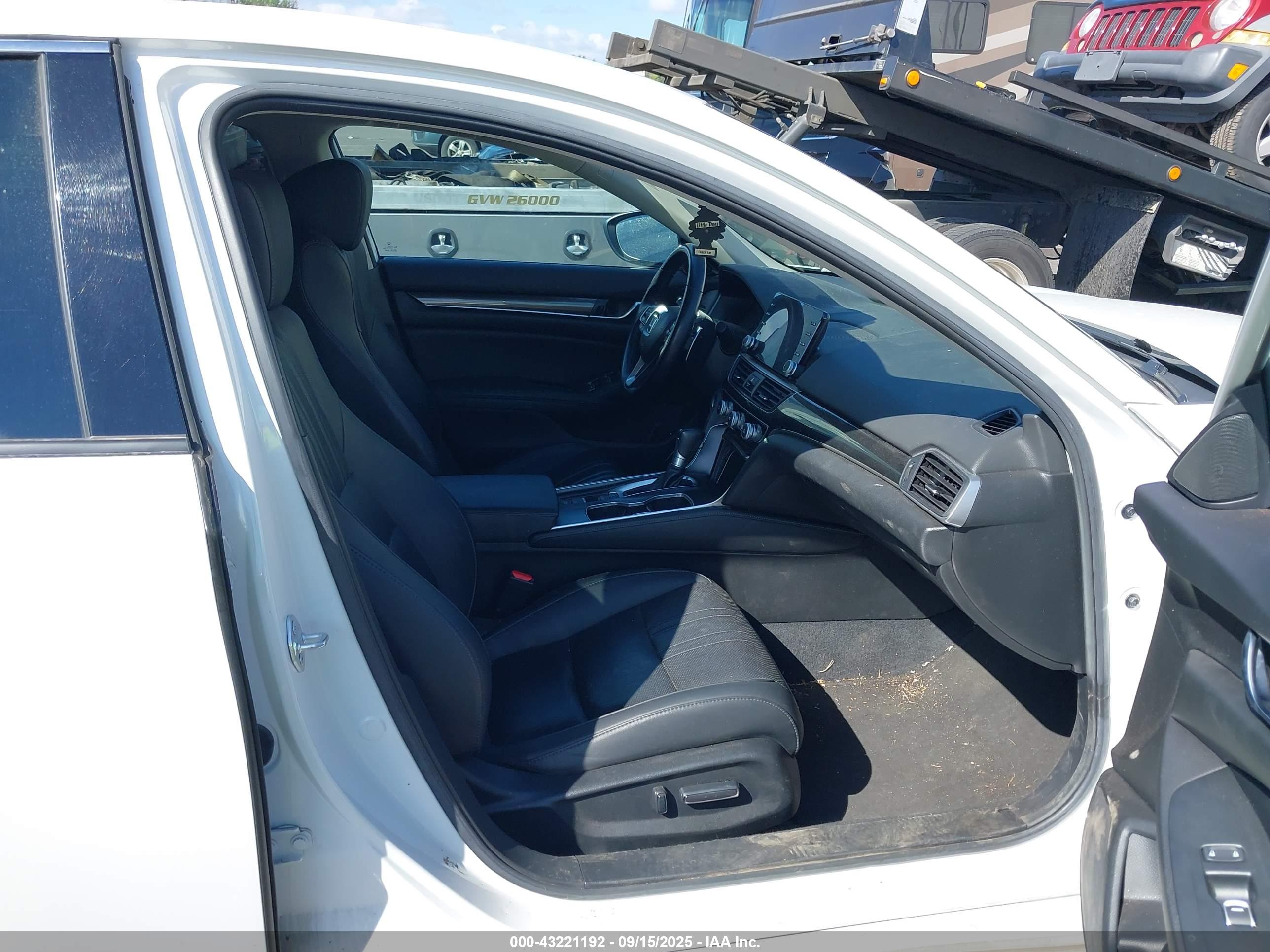 HONDA ACCORD image 5