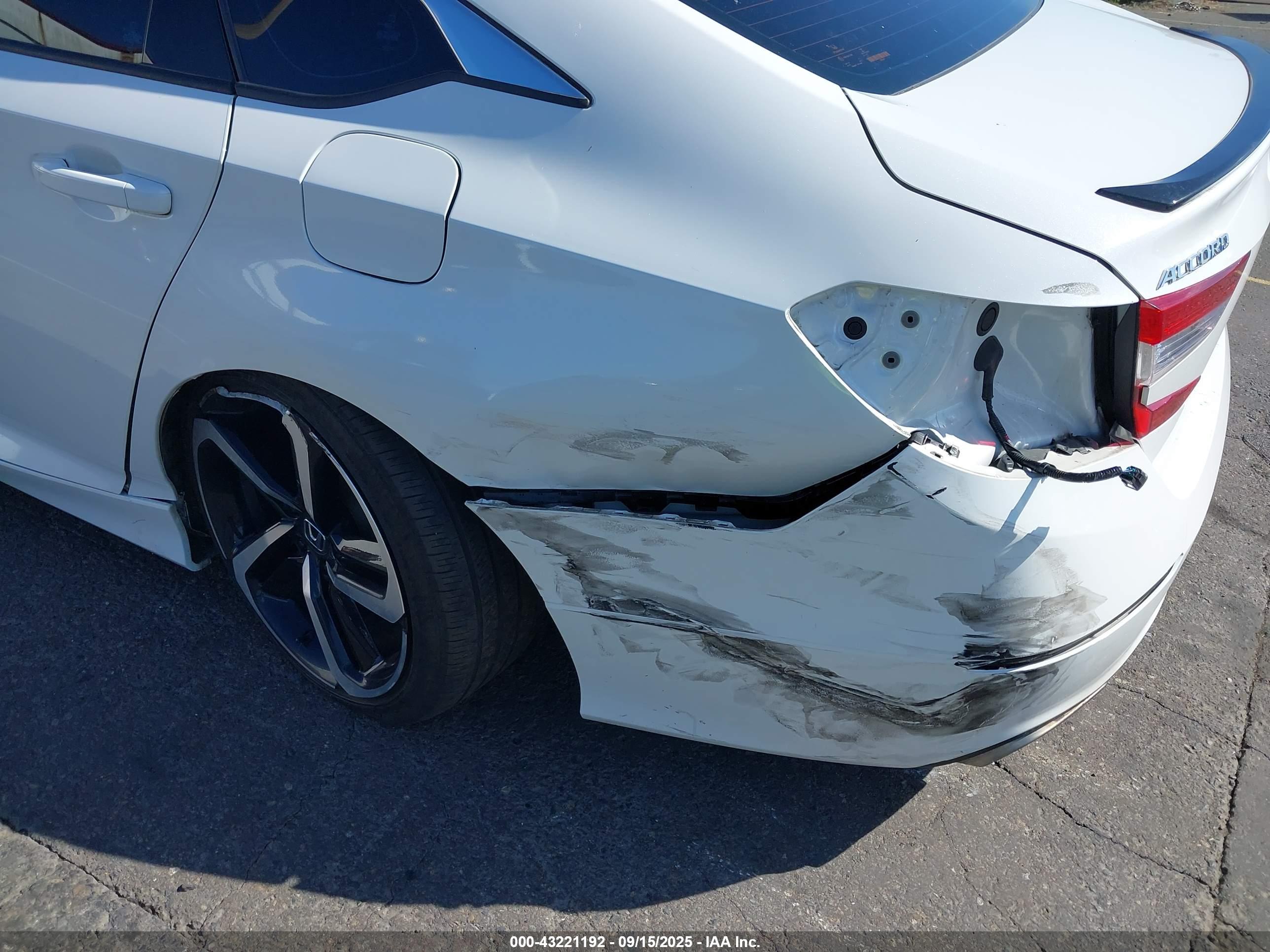 HONDA ACCORD image 6