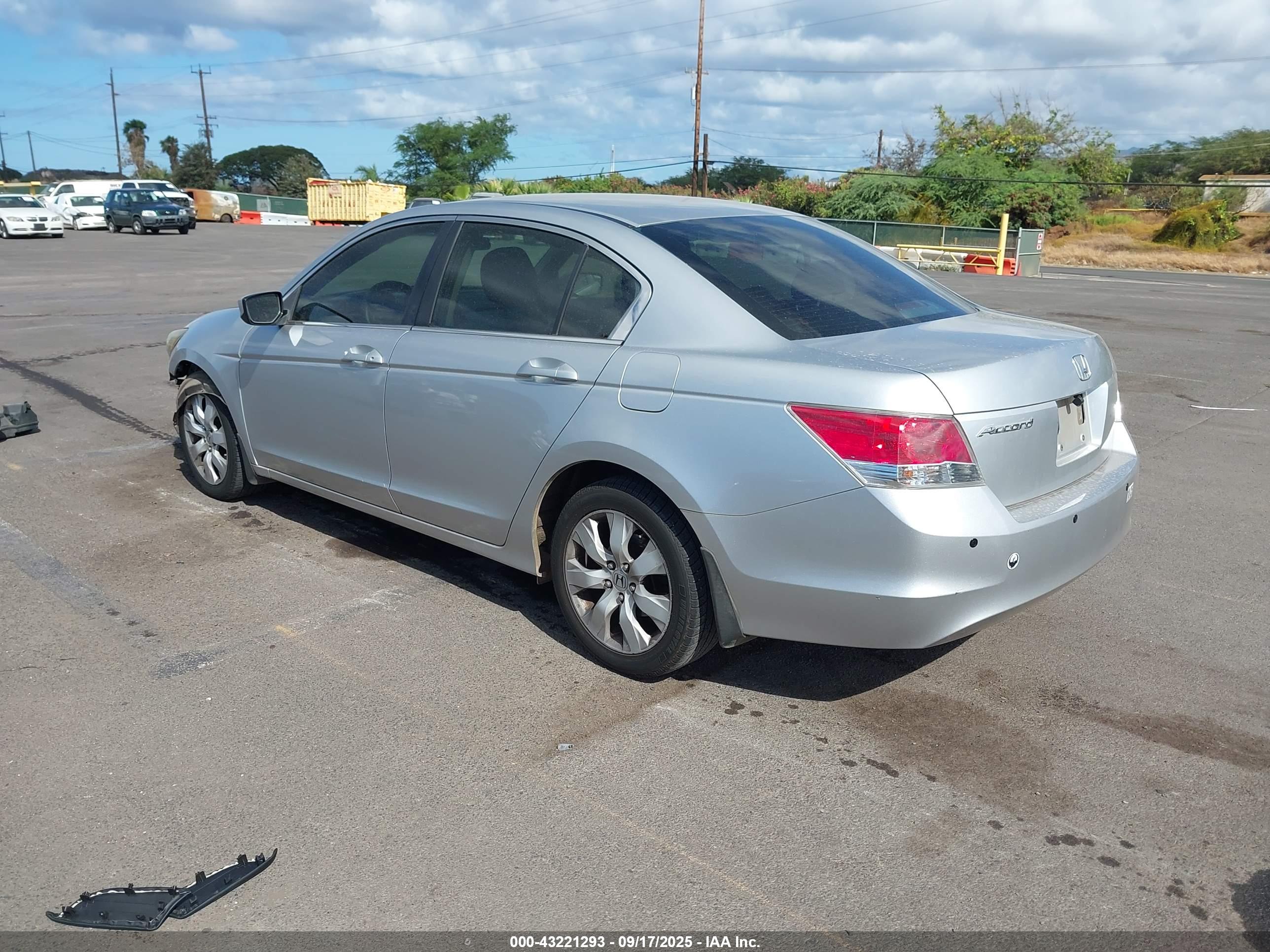 HONDA ACCORD image 3