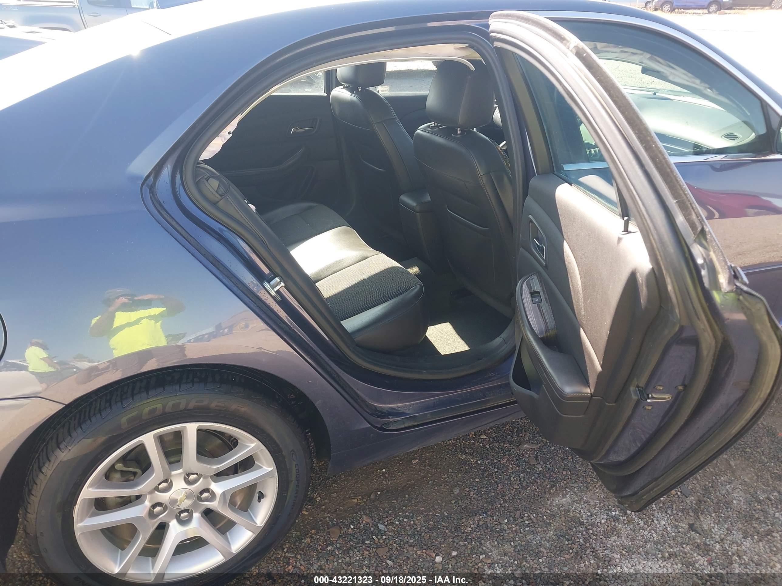 CHEVROLET MALIBU image 8