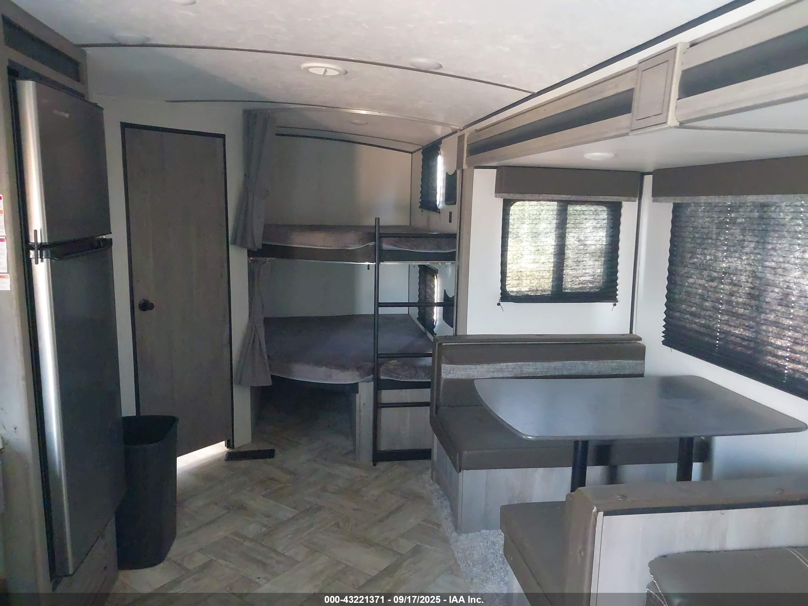 KEYSTONE SPRINGDALE image 8