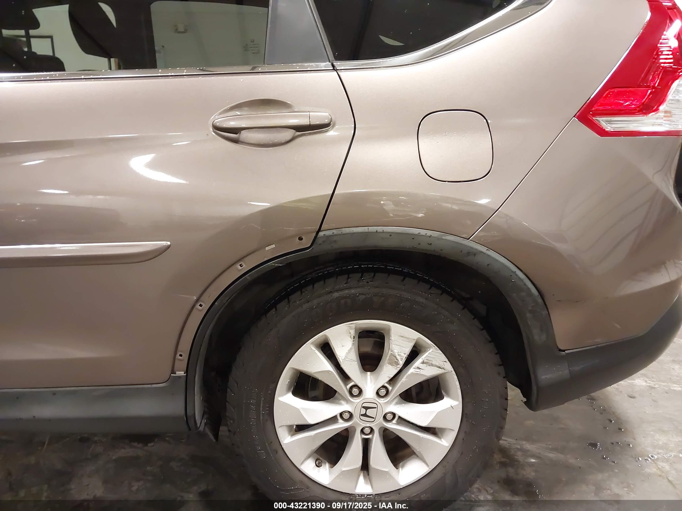 HONDA CR-V image 6