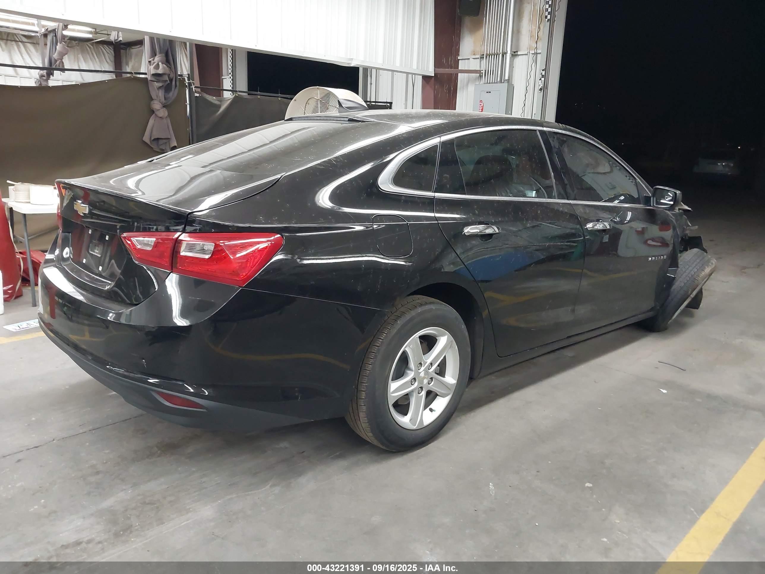 CHEVROLET MALIBU image 4