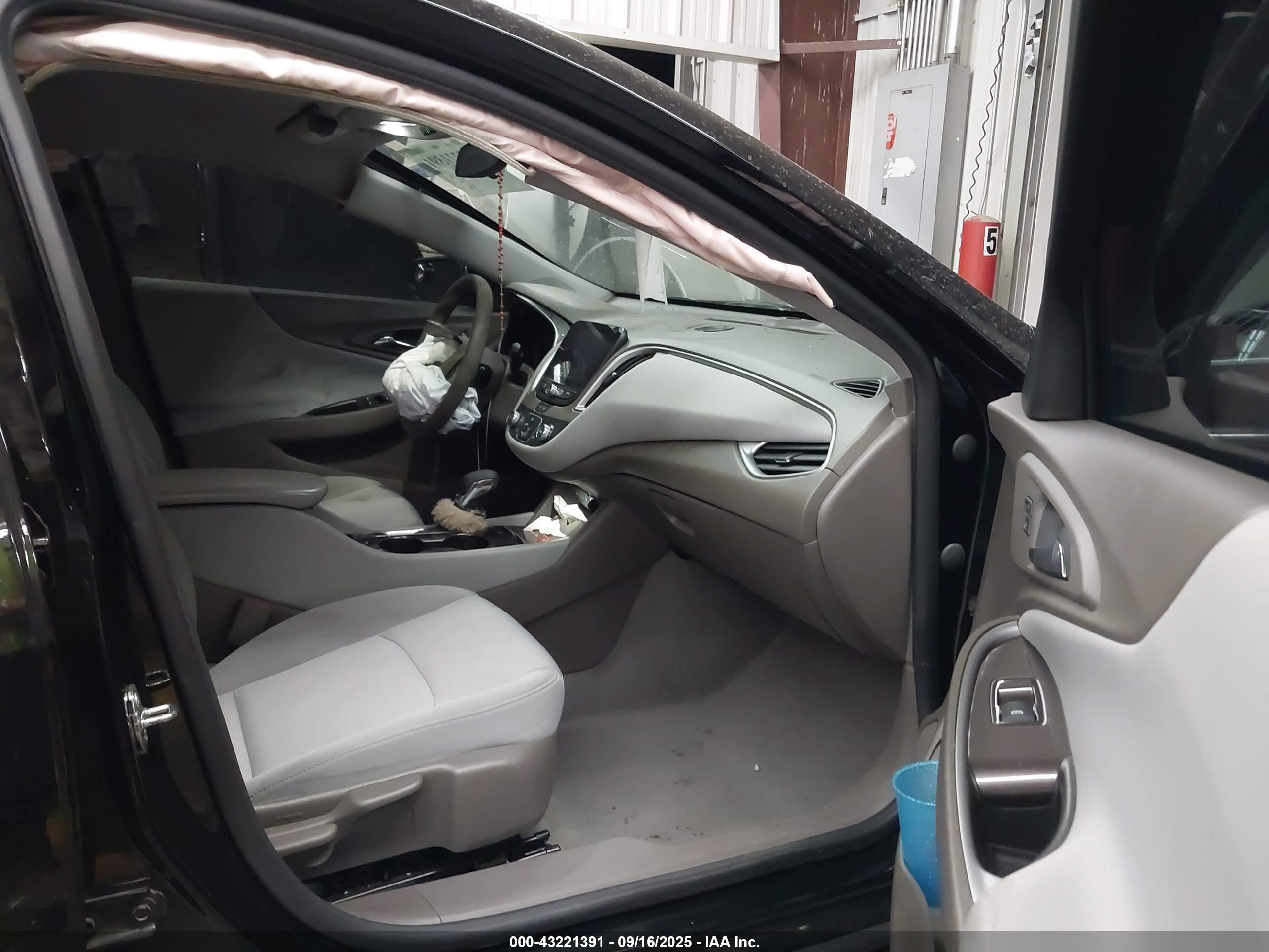 CHEVROLET MALIBU image 5