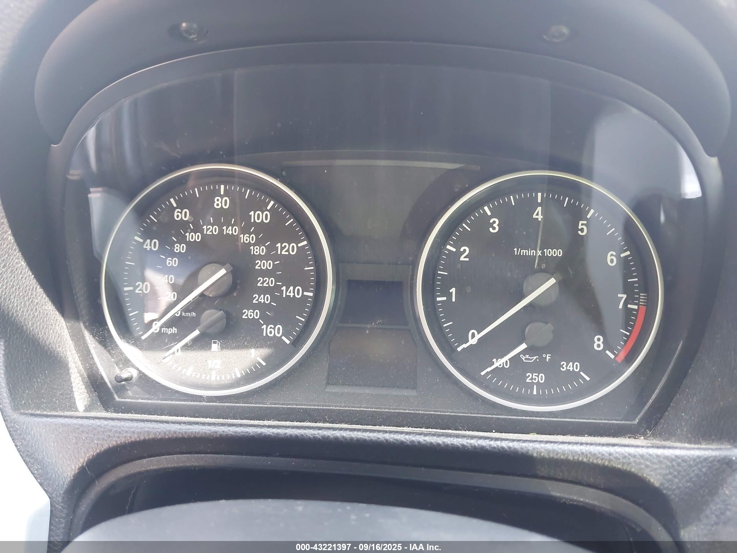 BMW 335I image 7
