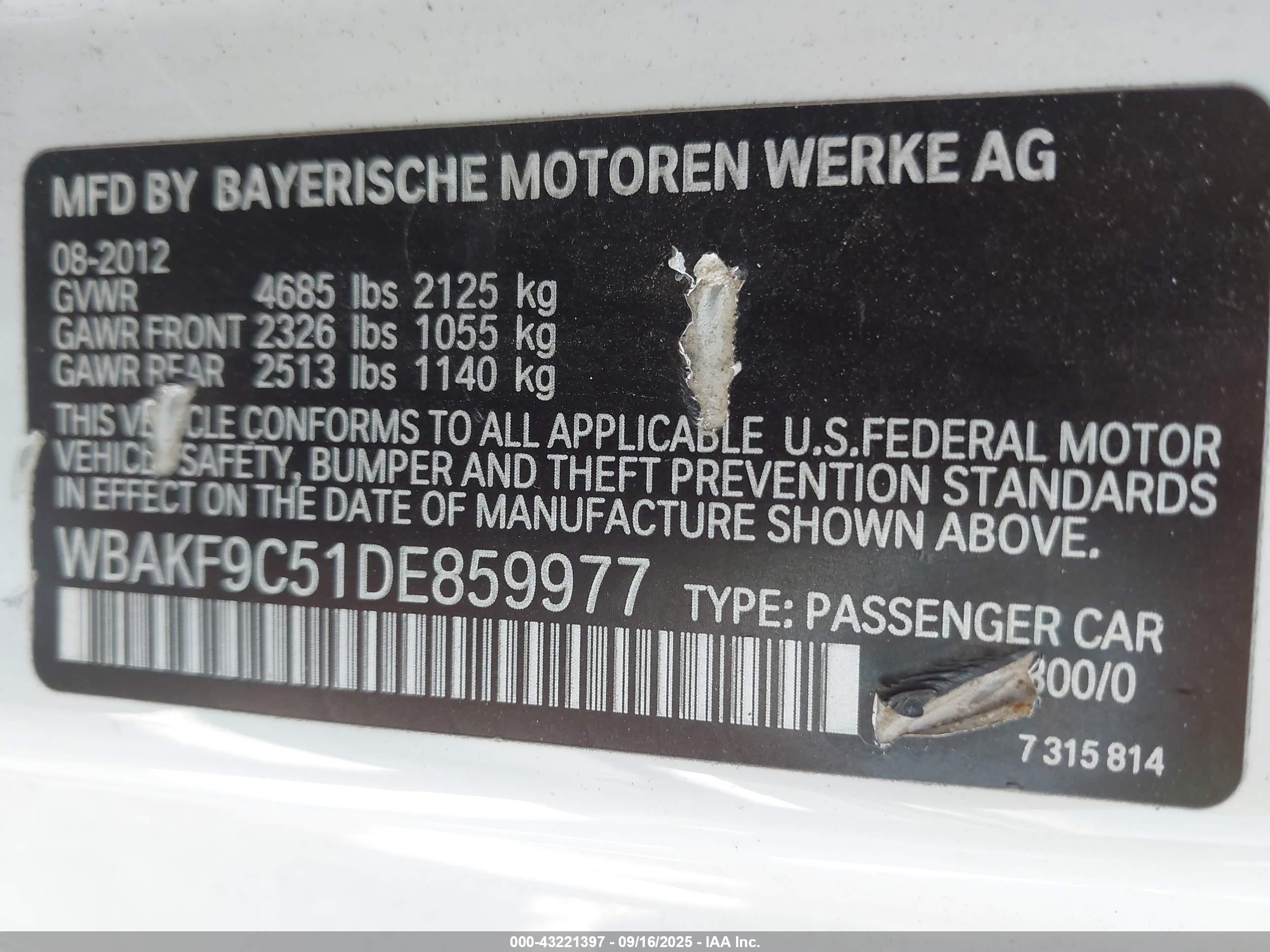 BMW 335I image 9