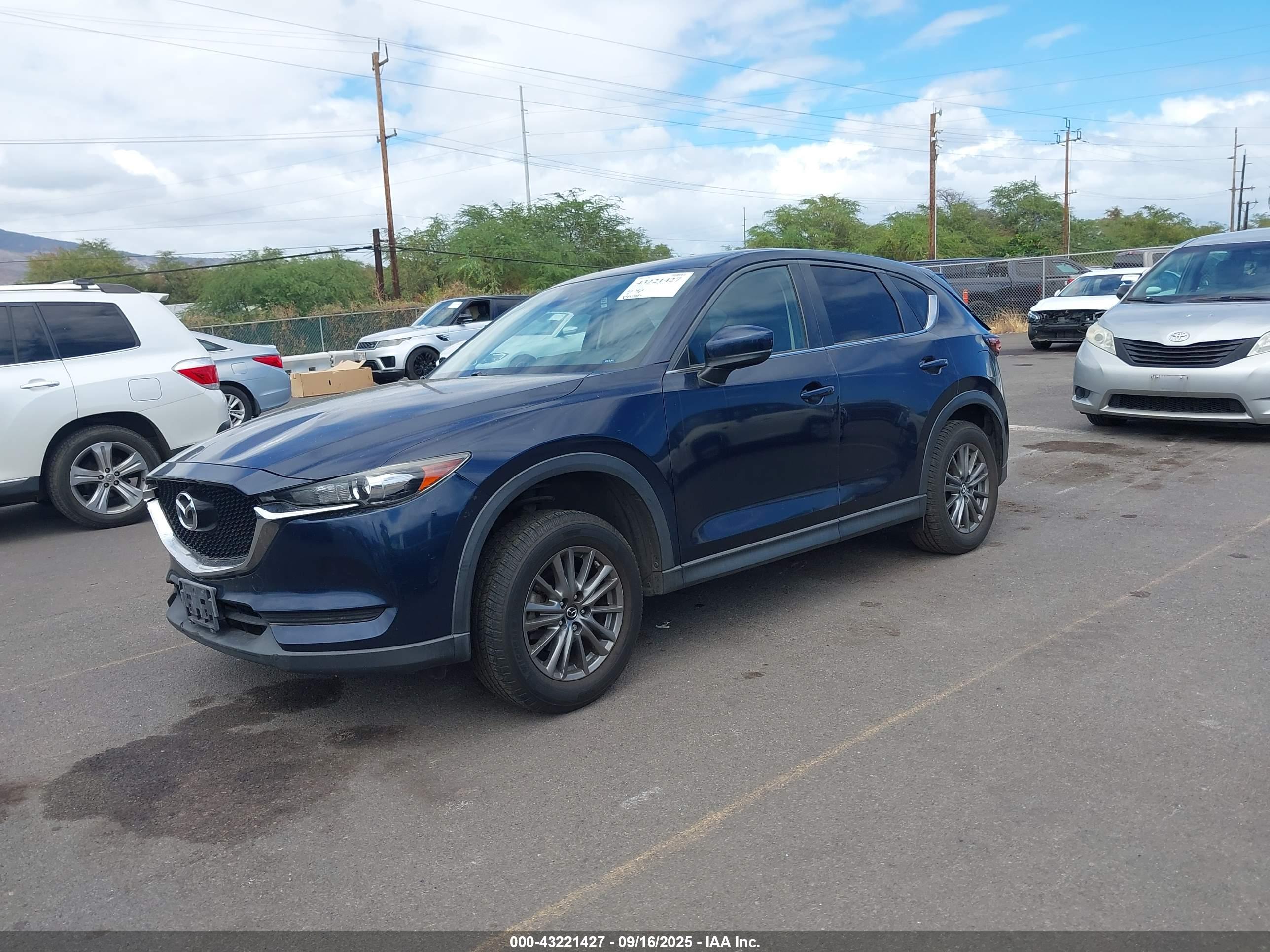 MAZDA CX-5 image 2