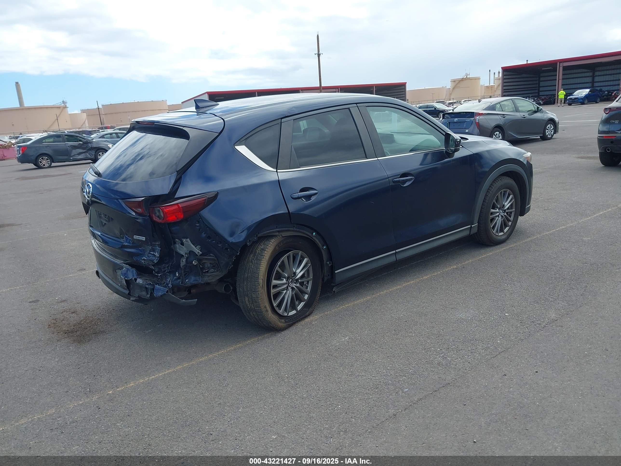 MAZDA CX-5 image 4