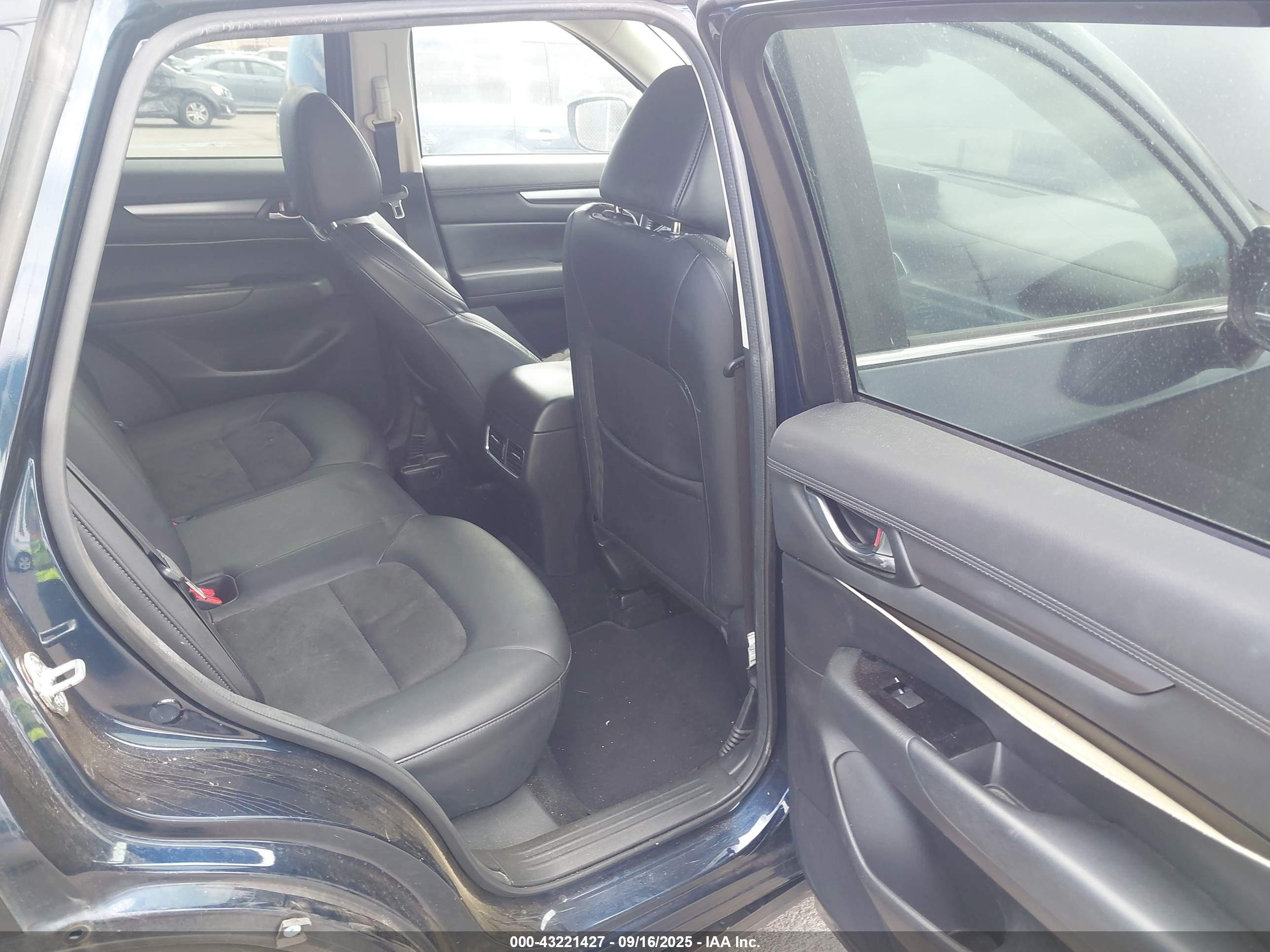MAZDA CX-5 image 8