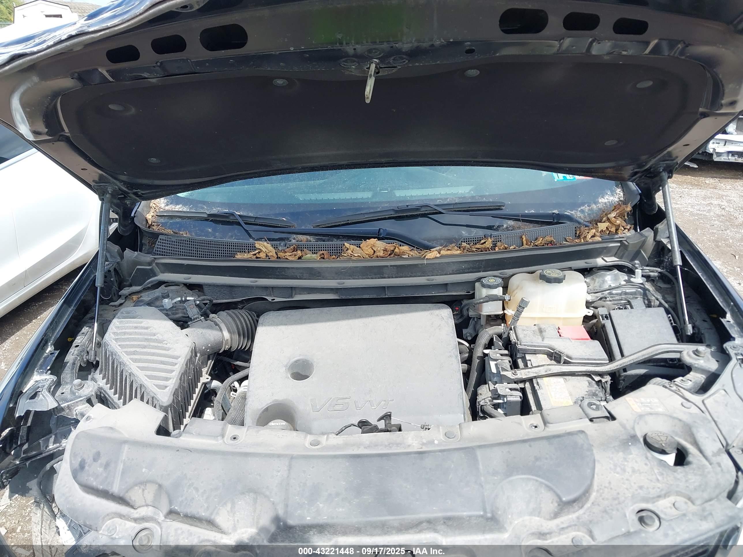 CHEVROLET TRAVERSE image 10