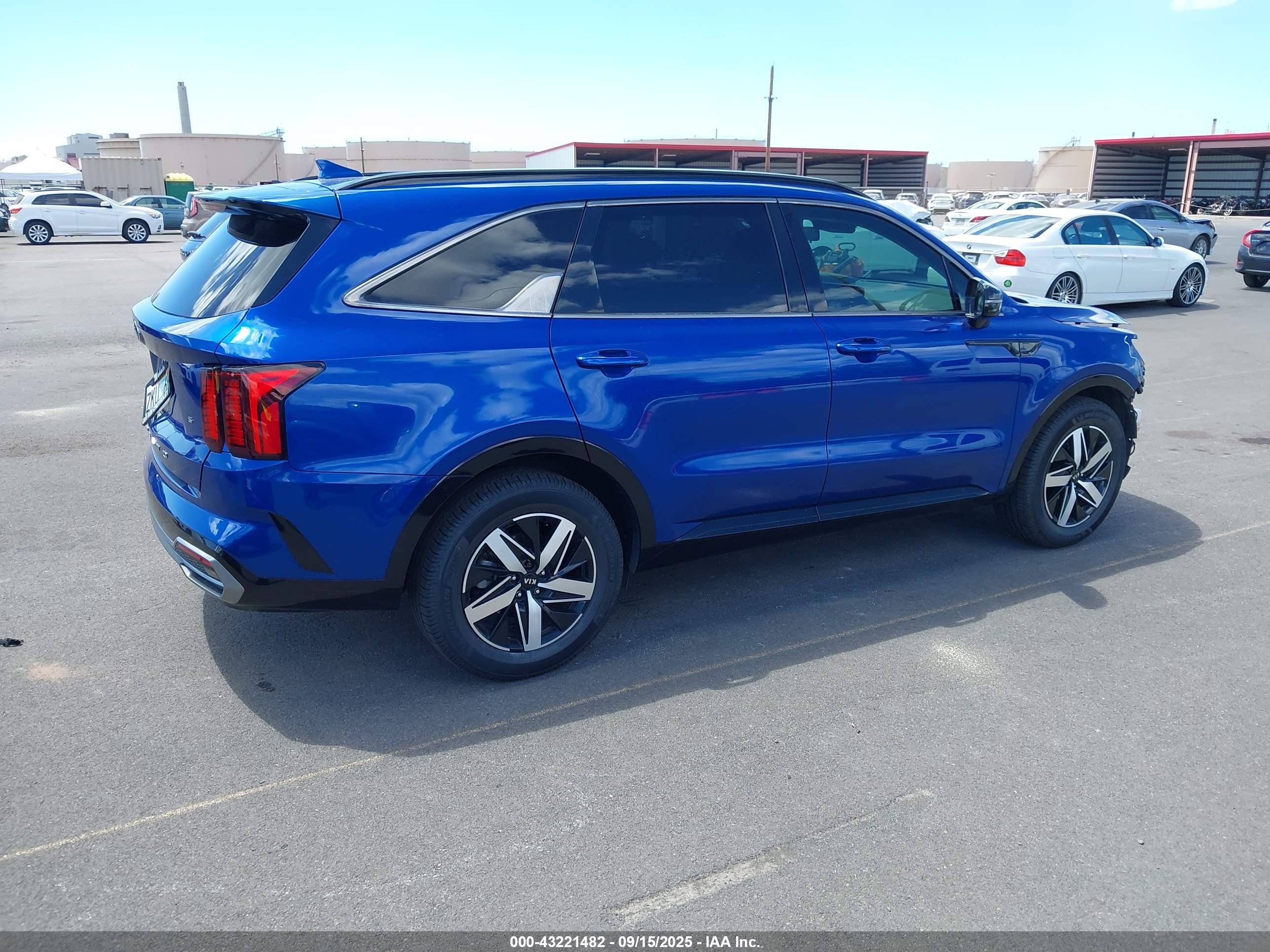 KIA SORENTO image 4