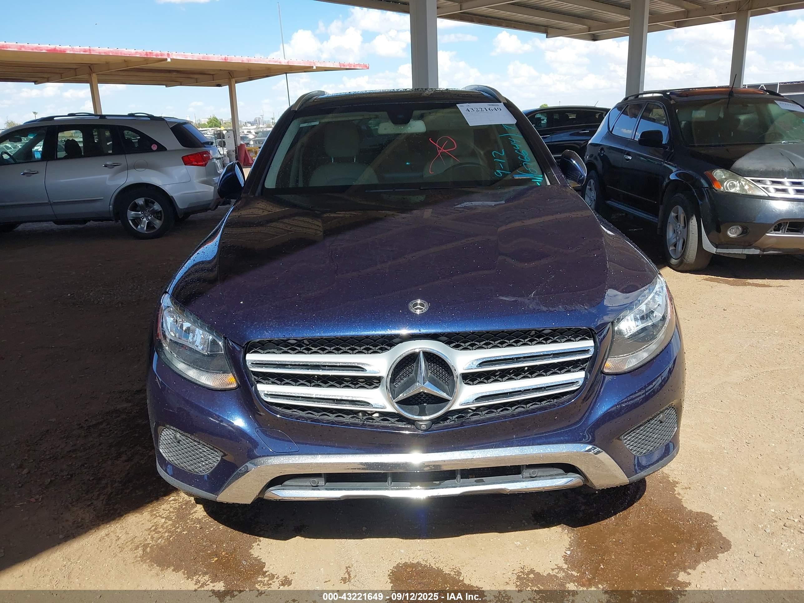 MERCEDES-BENZ GLC image 6