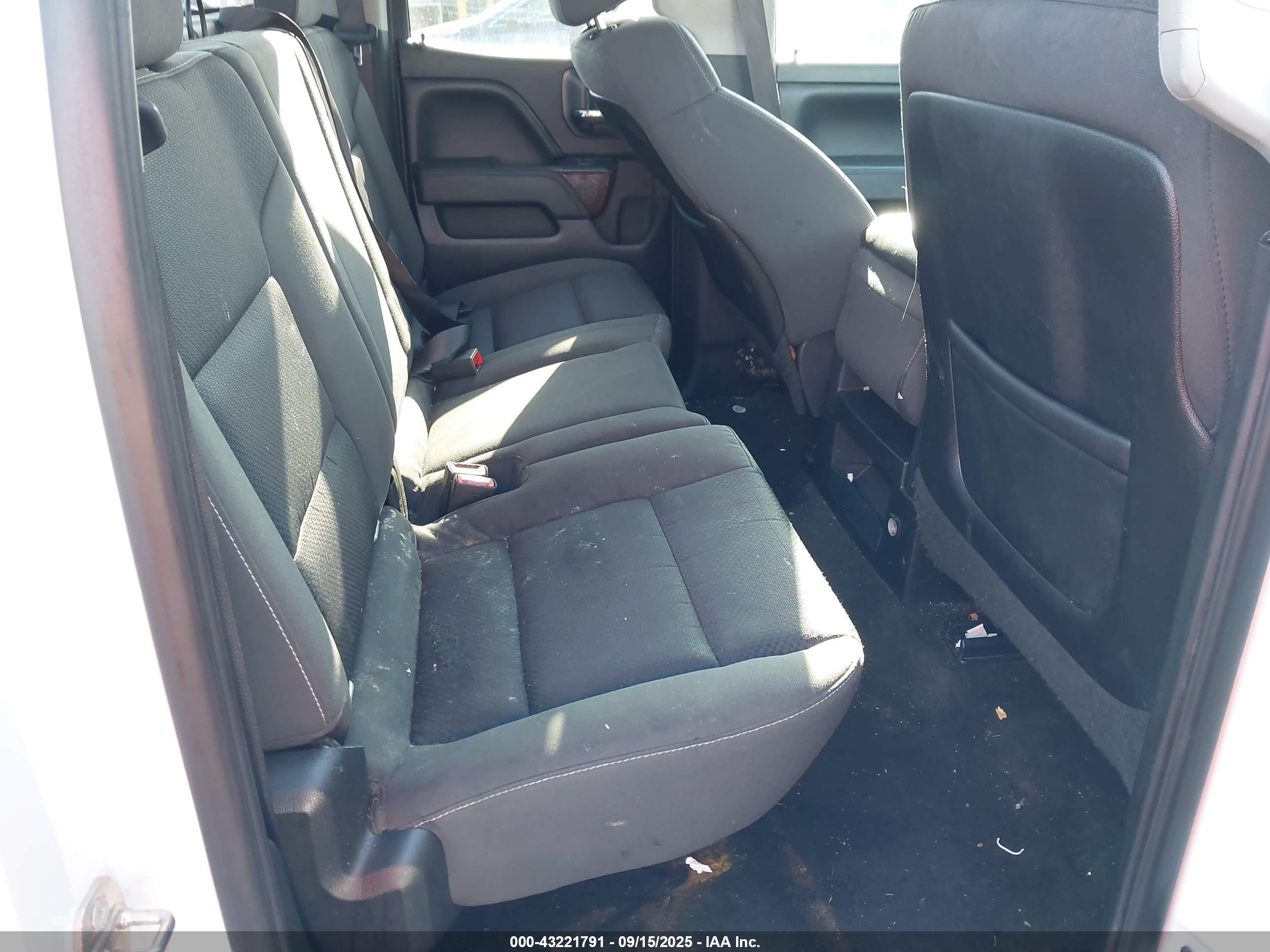GMC SIERRA image 8