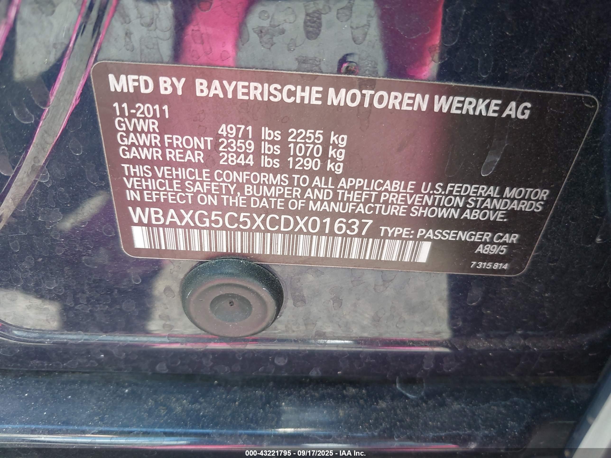 BMW 528I image 9