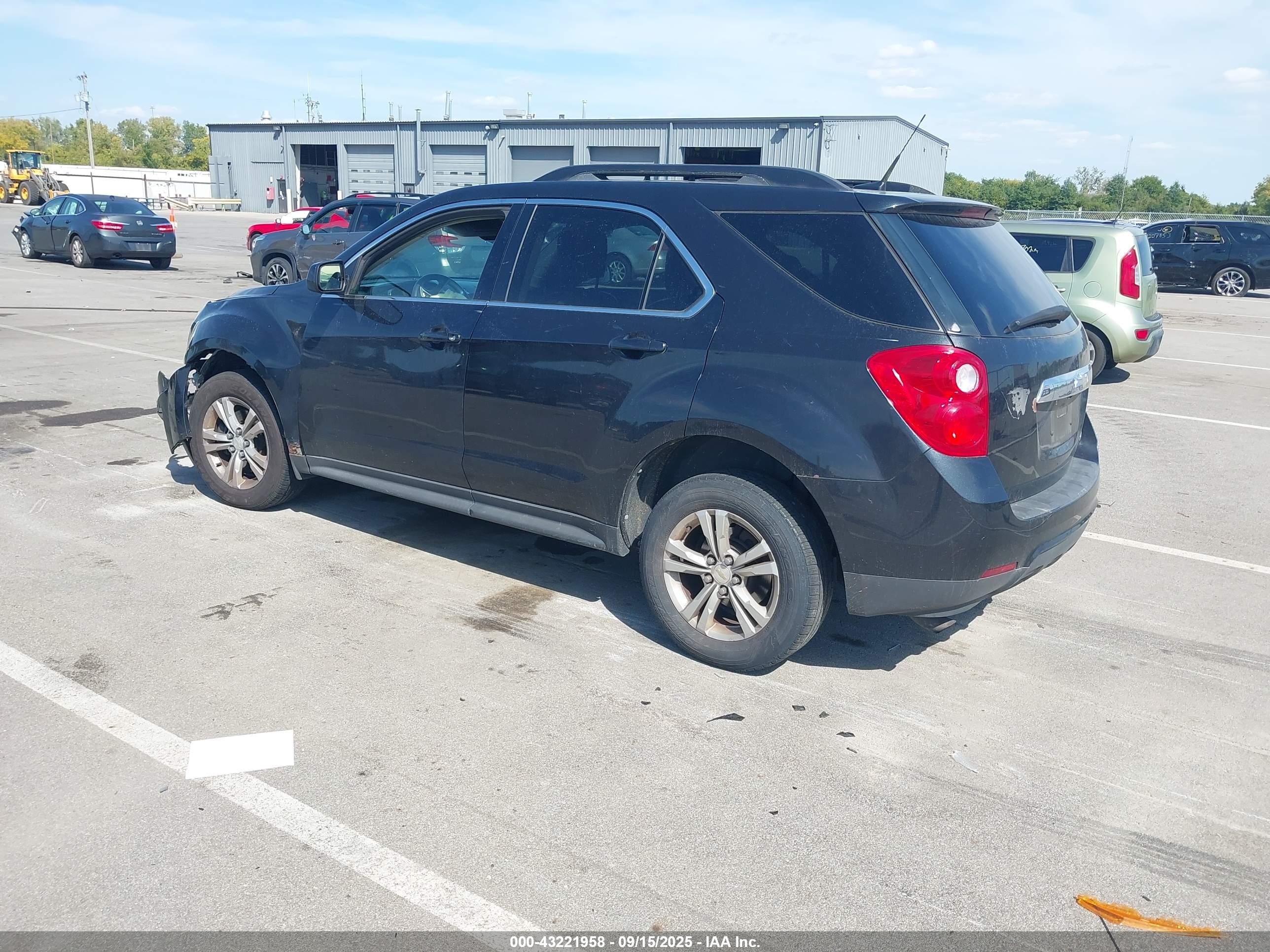 CHEVROLET EQUINOX image 3