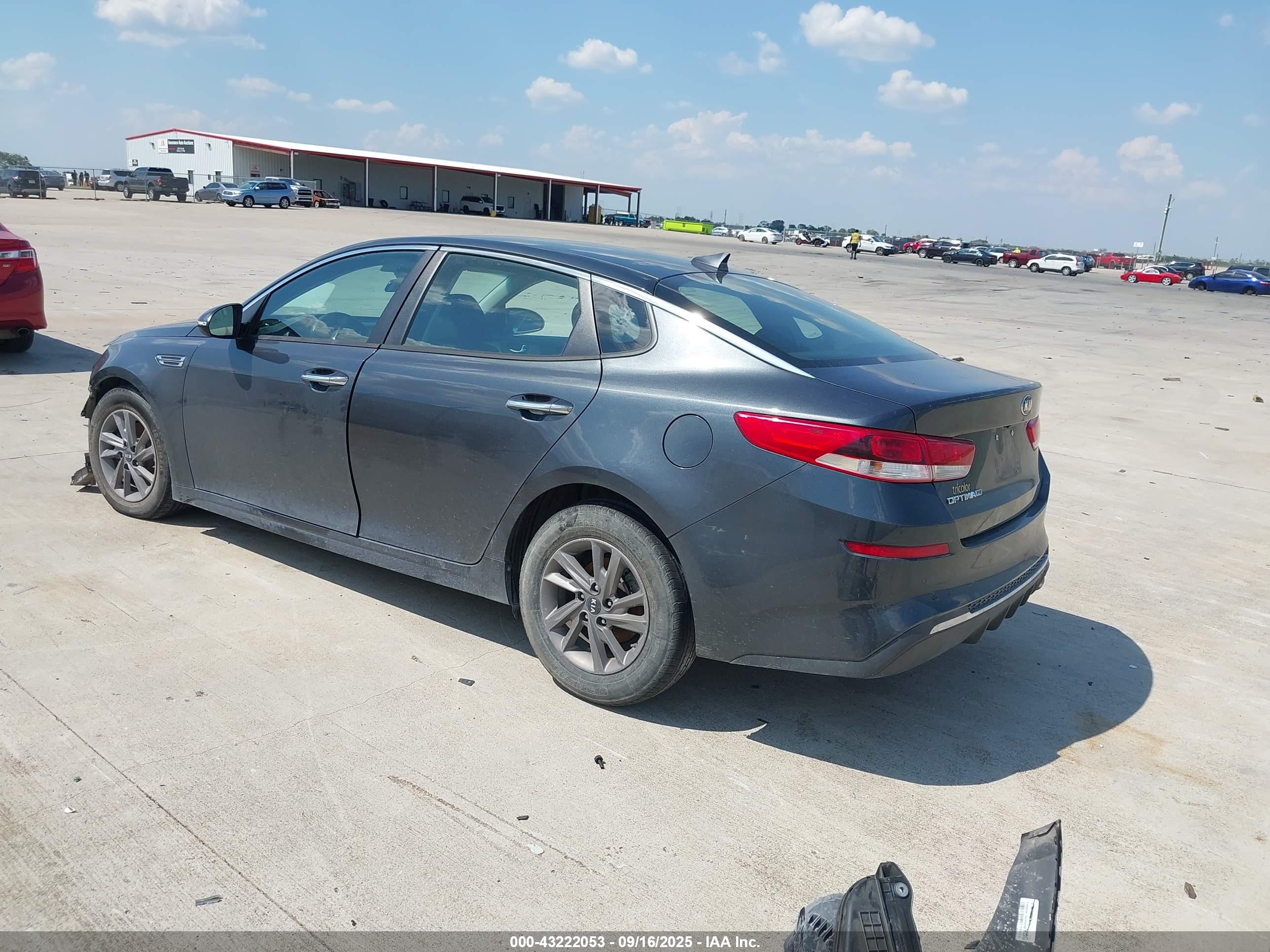 KIA OPTIMA image 3