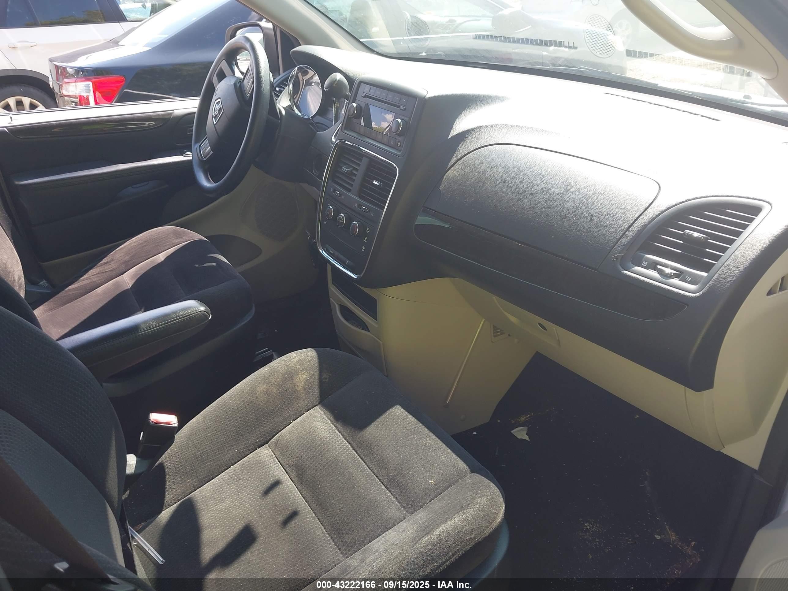 DODGE GRAND image 5