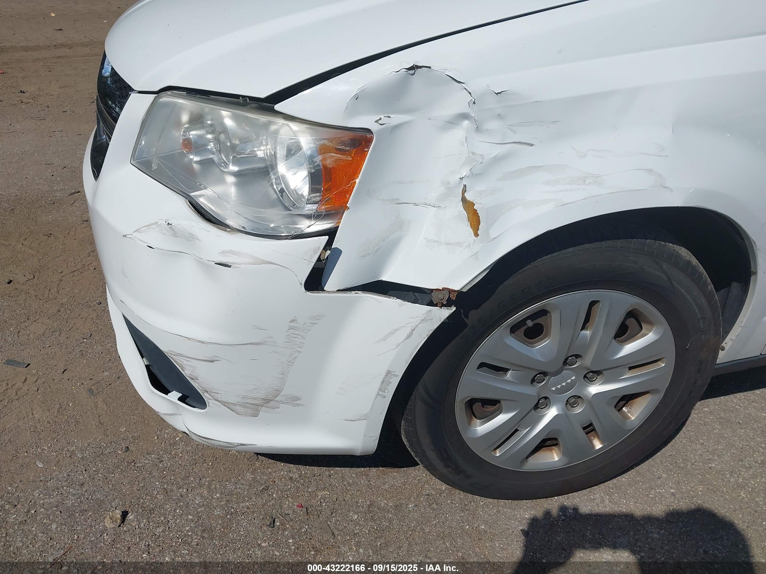 DODGE GRAND image 6