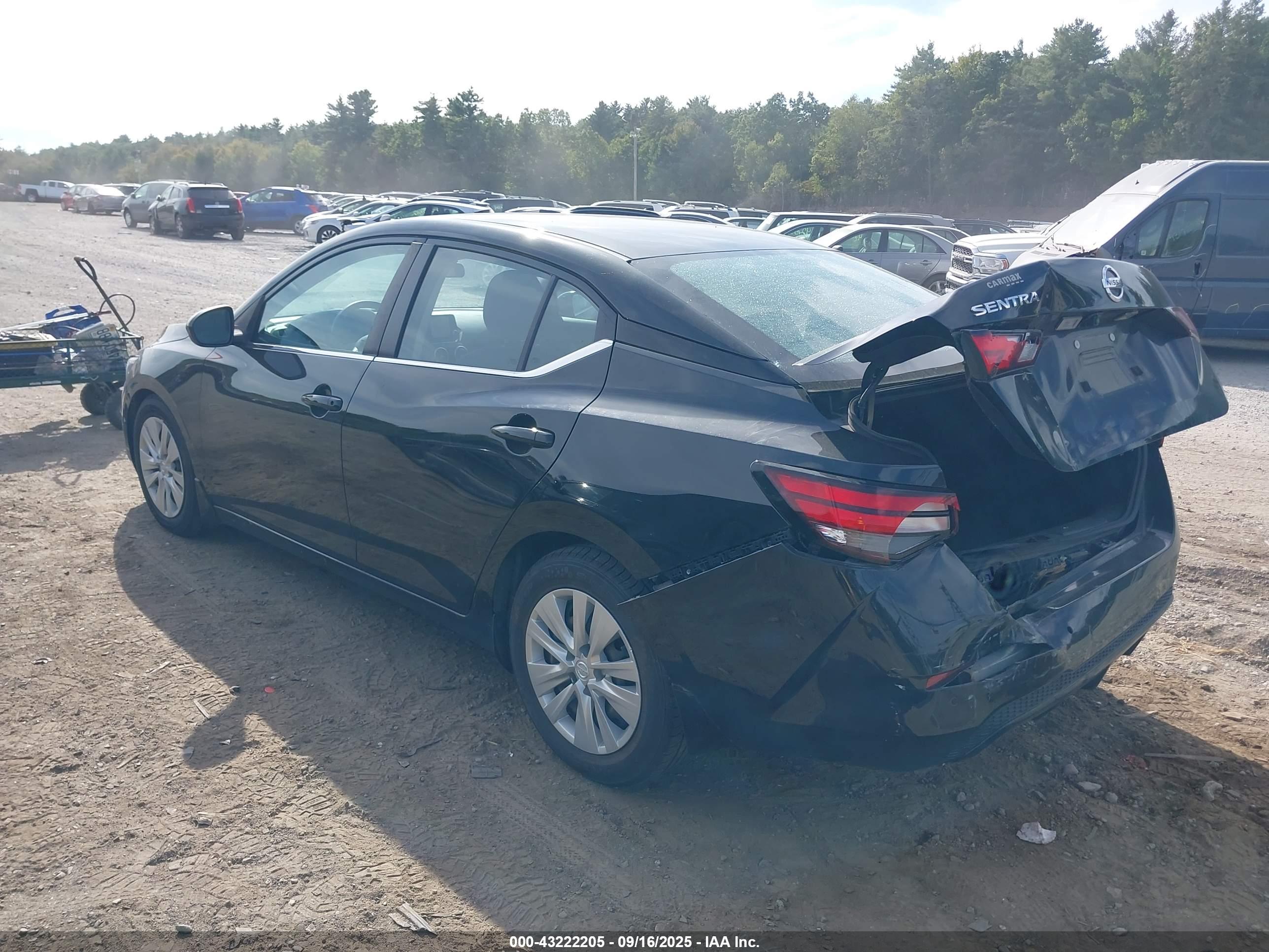 NISSAN SENTRA image 3