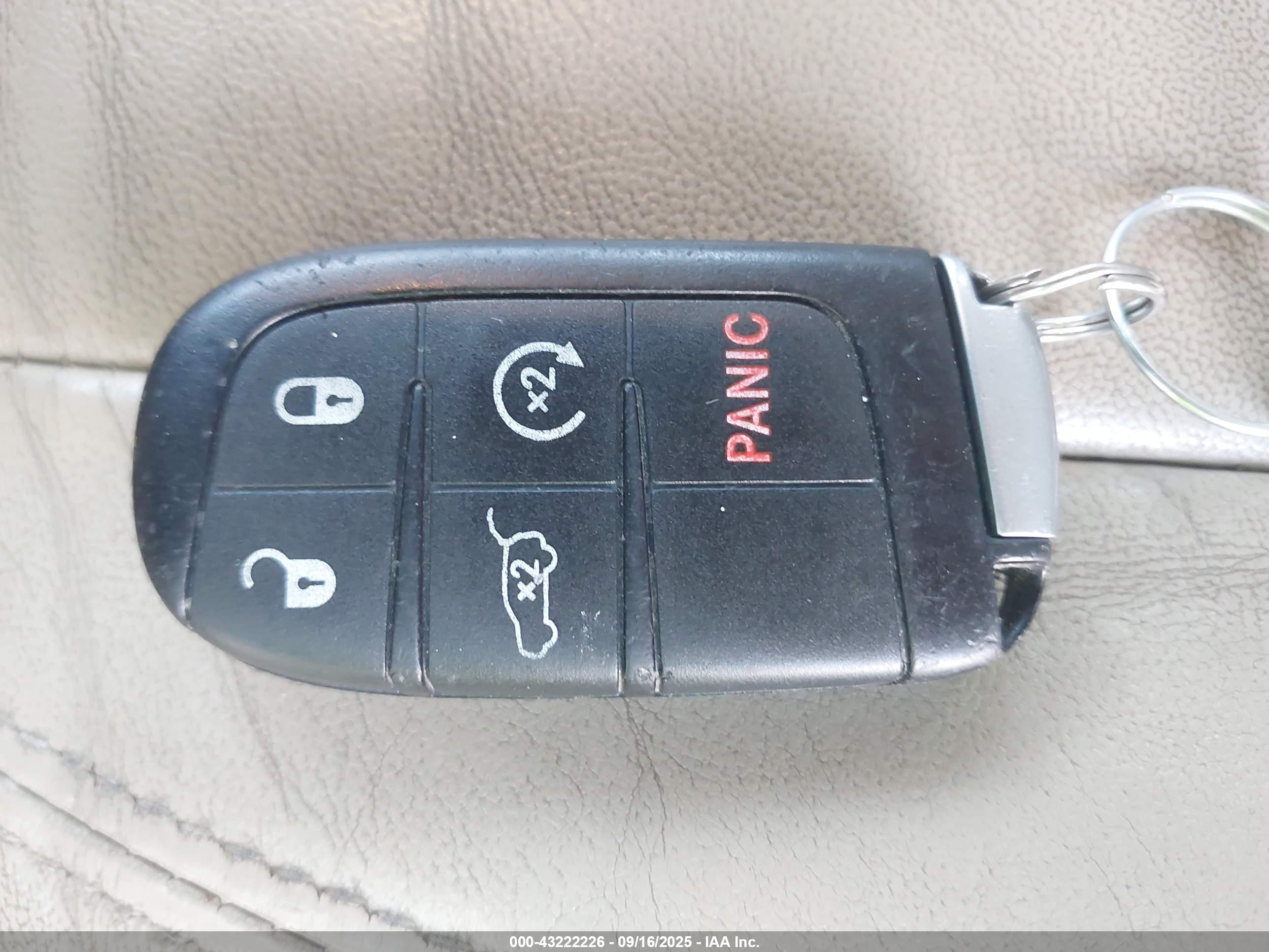 JEEP GRAND image 11