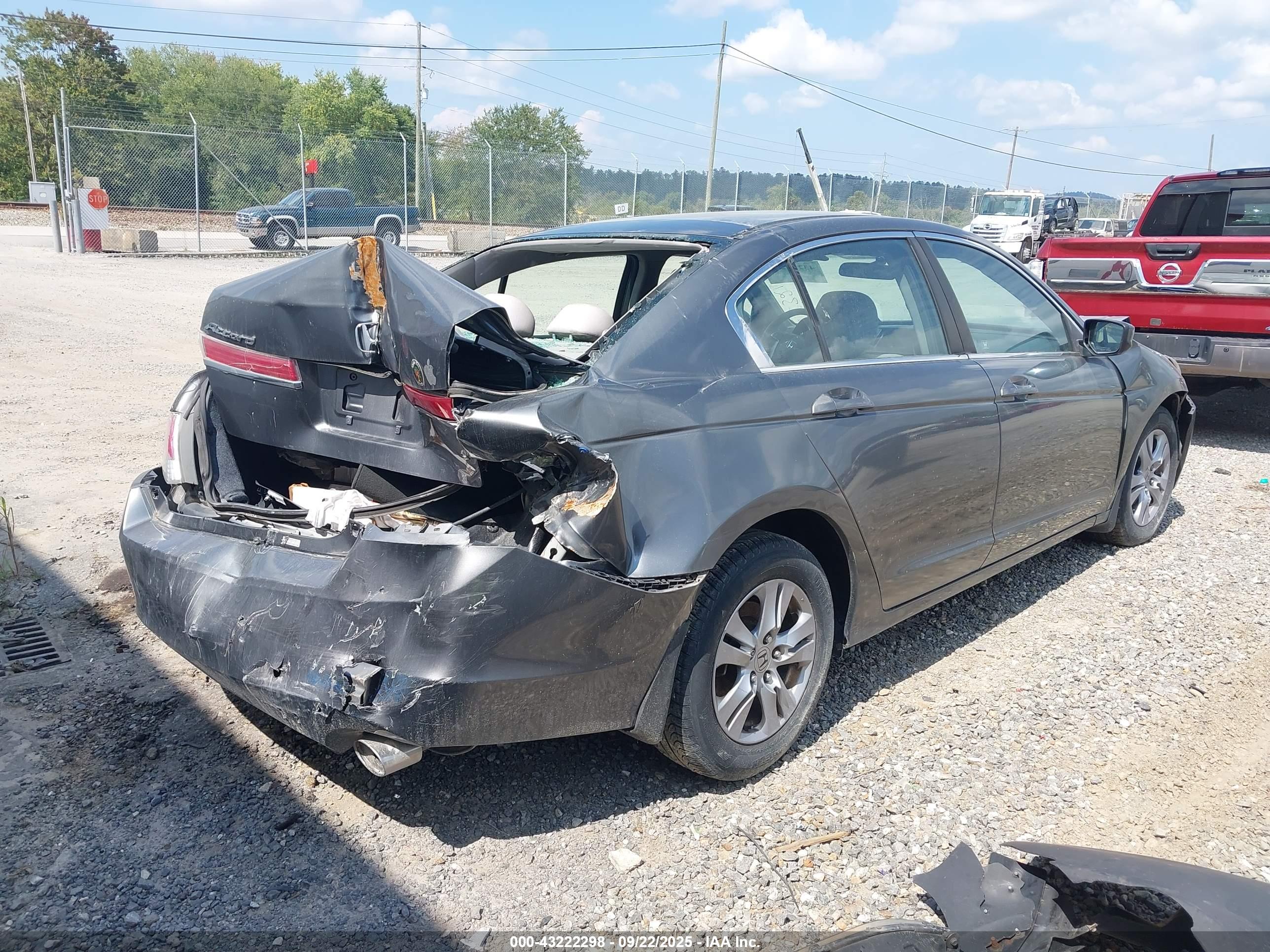 HONDA ACCORD image 4