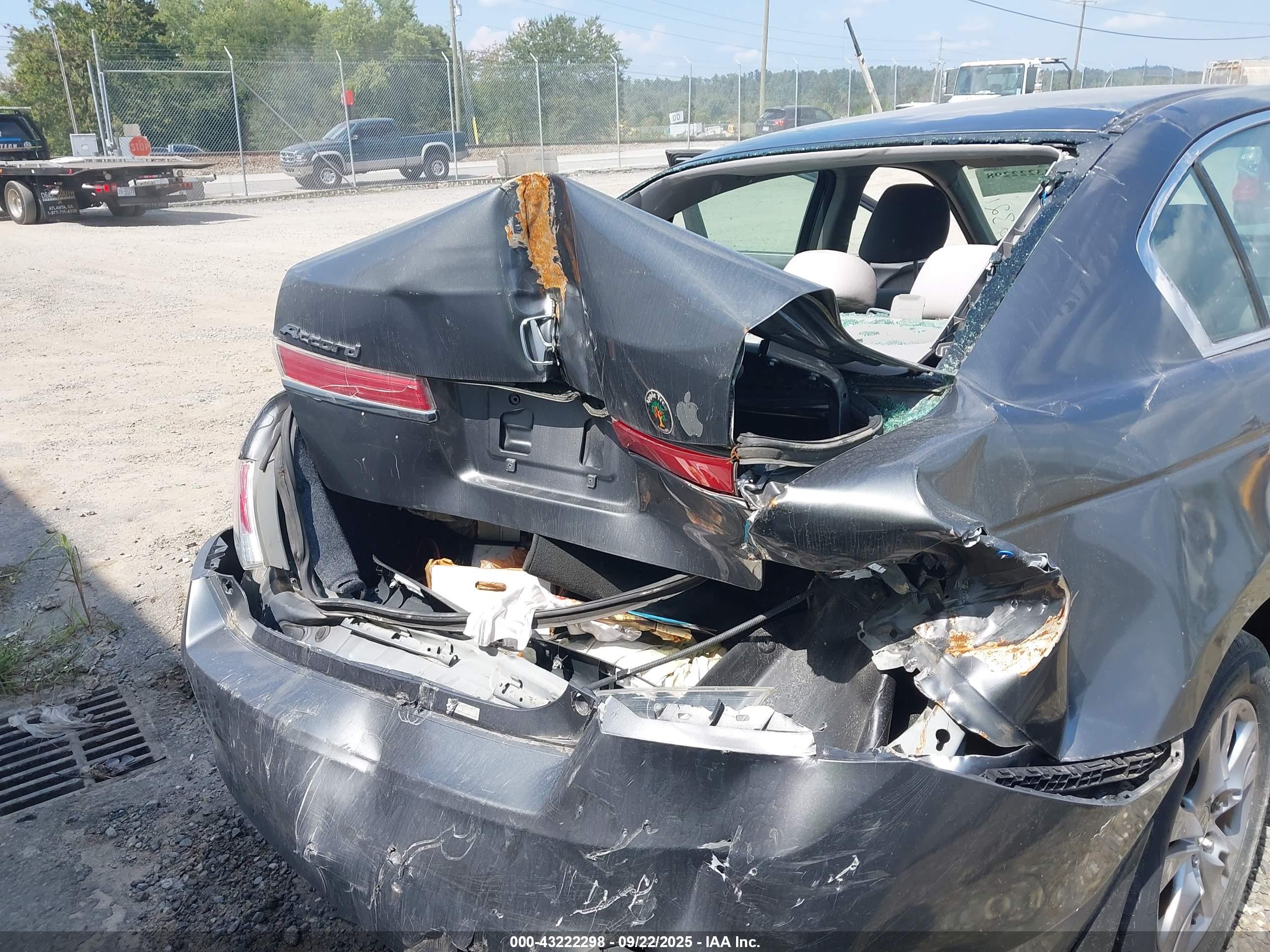 HONDA ACCORD image 6