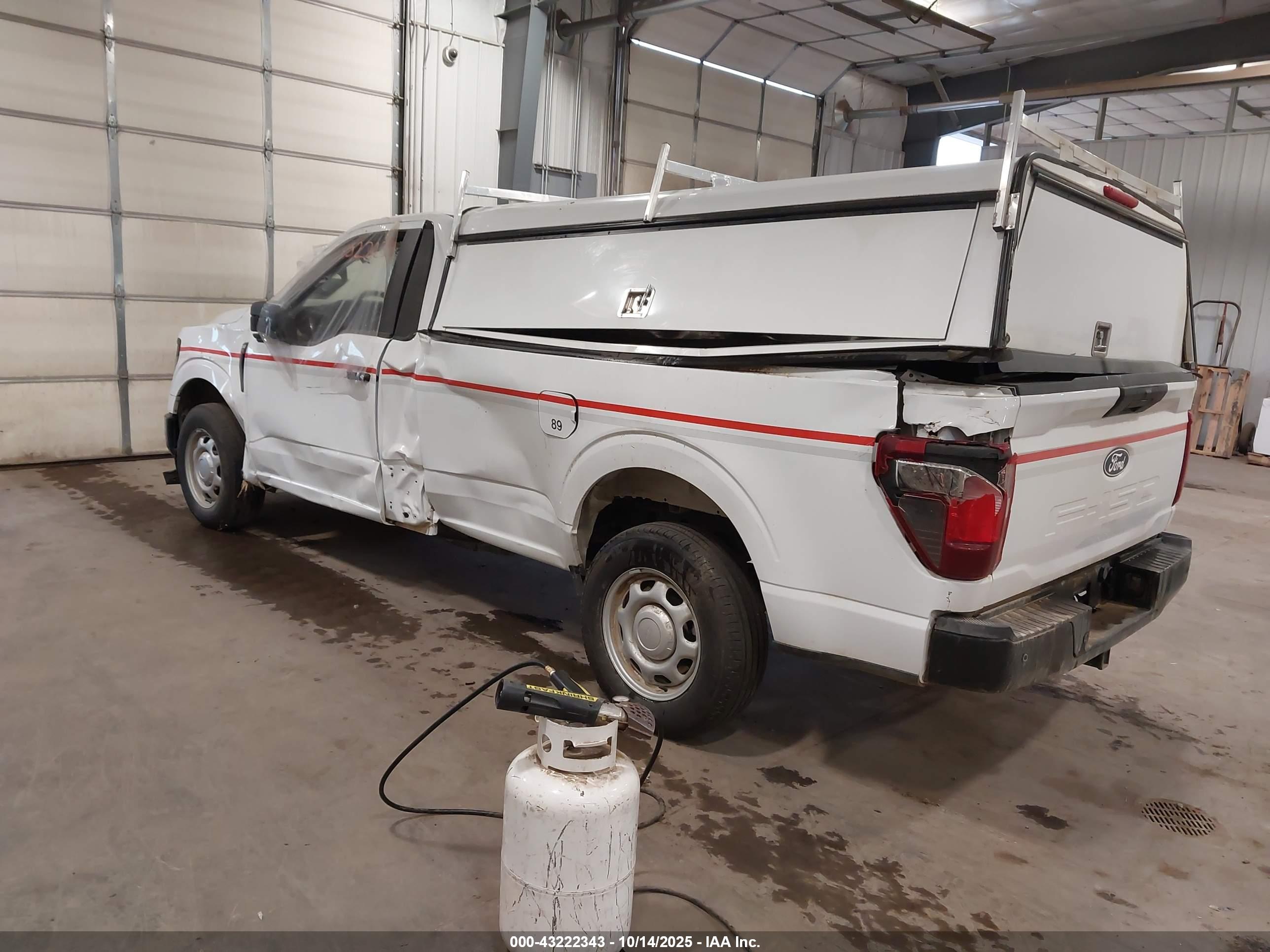 FORD F-150 image 3
