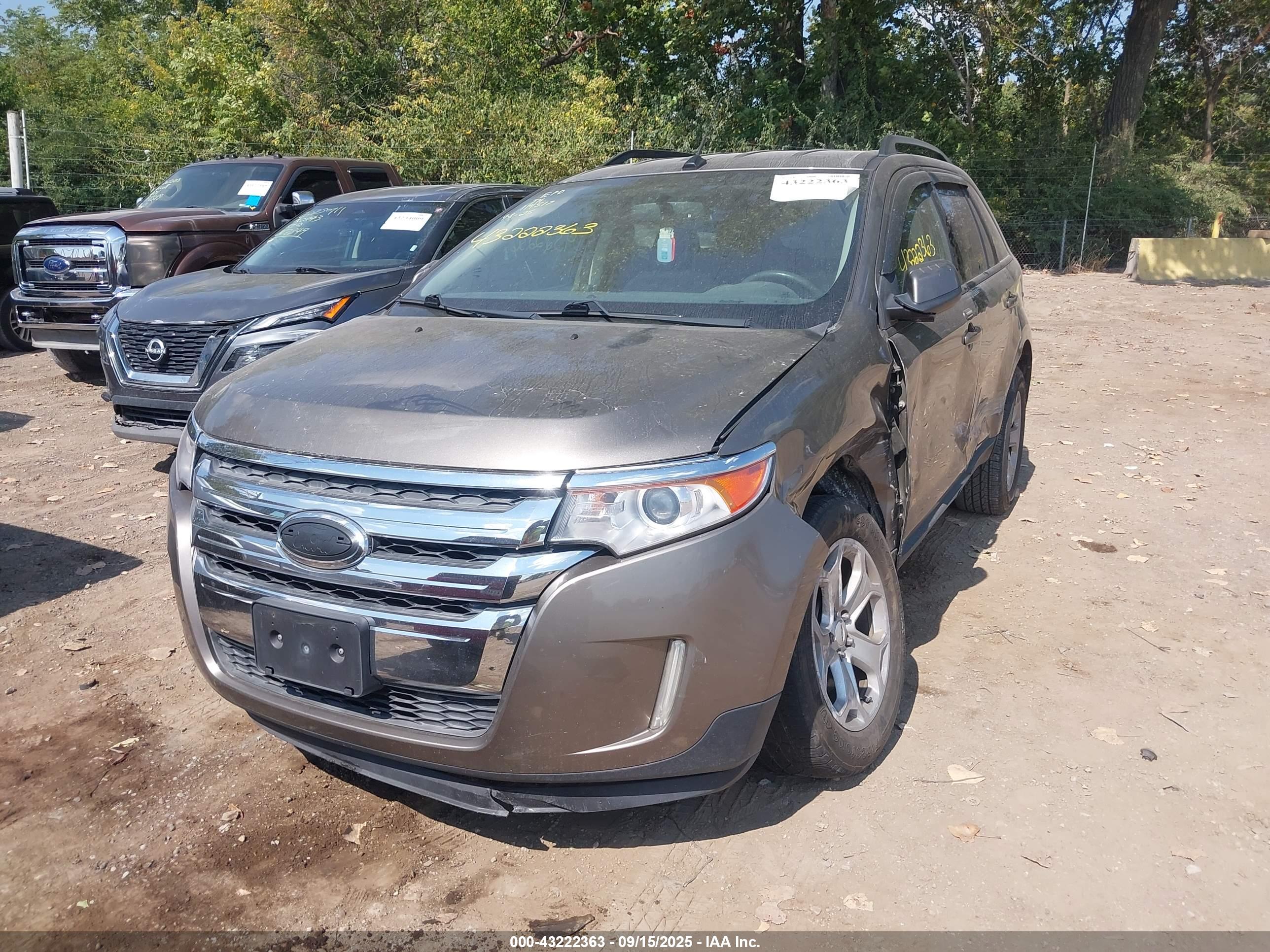FORD EDGE image 2